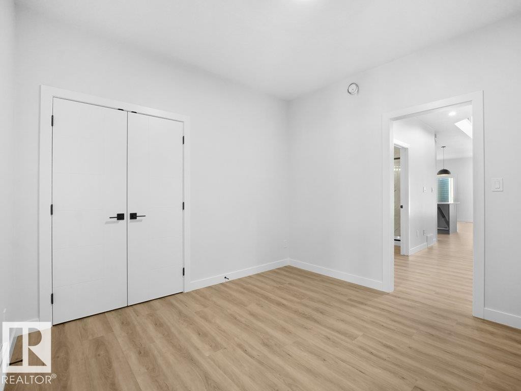 3310 Chickadee Dr, Edmonton, AB - Indoor Photo Showing Other Room