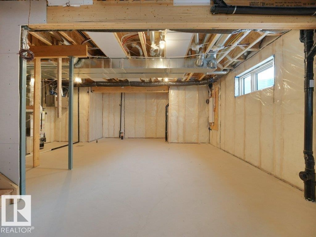 3310 Chickadee Dr, Edmonton, AB - Indoor Photo Showing Basement