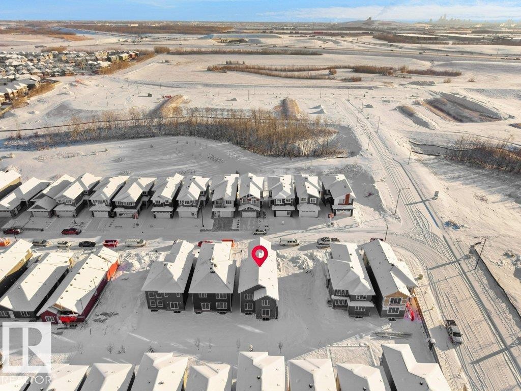 3310 Chickadee Dr, Edmonton, AB - Outdoor With View