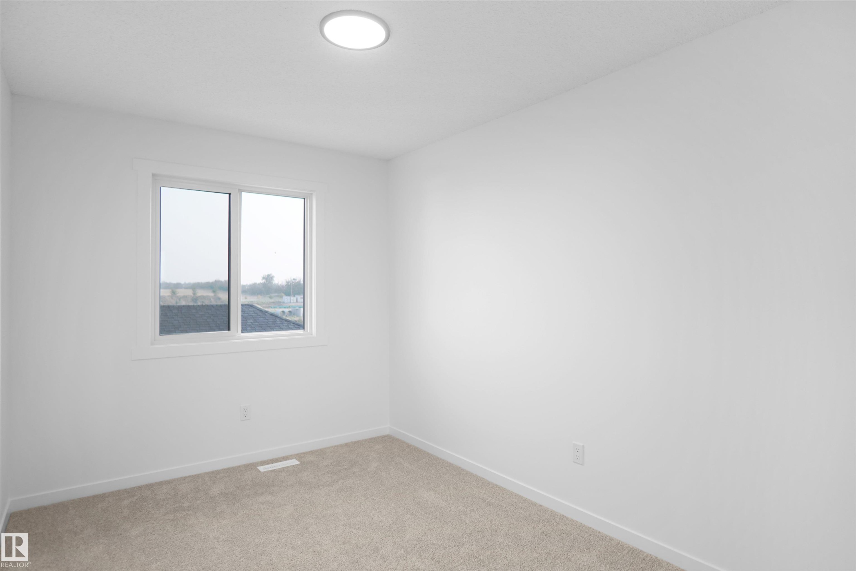 1277 Keswick Drive, Edmonton, AB - Indoor Photo Showing Other Room