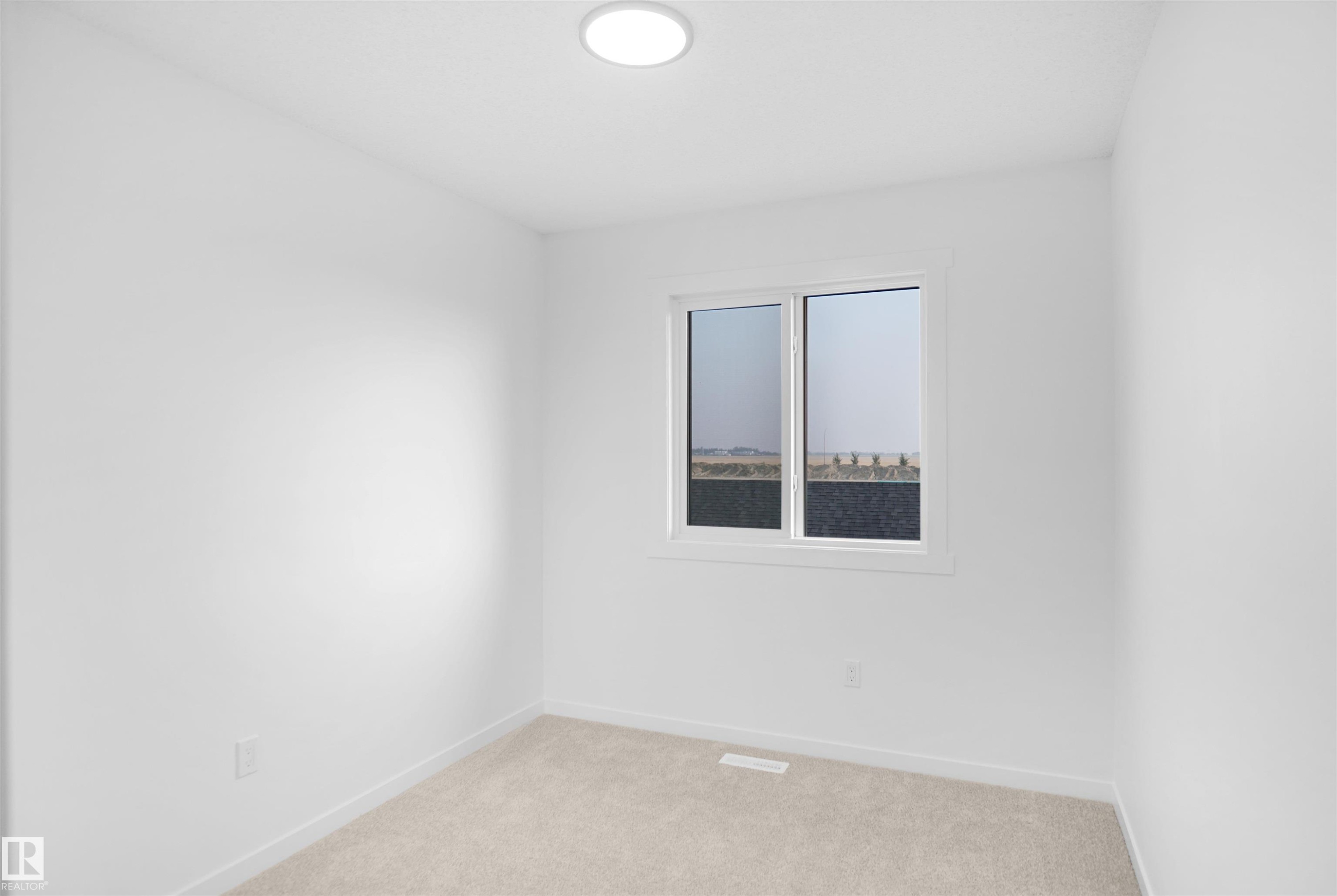 1277 Keswick Drive, Edmonton, AB - Indoor Photo Showing Other Room