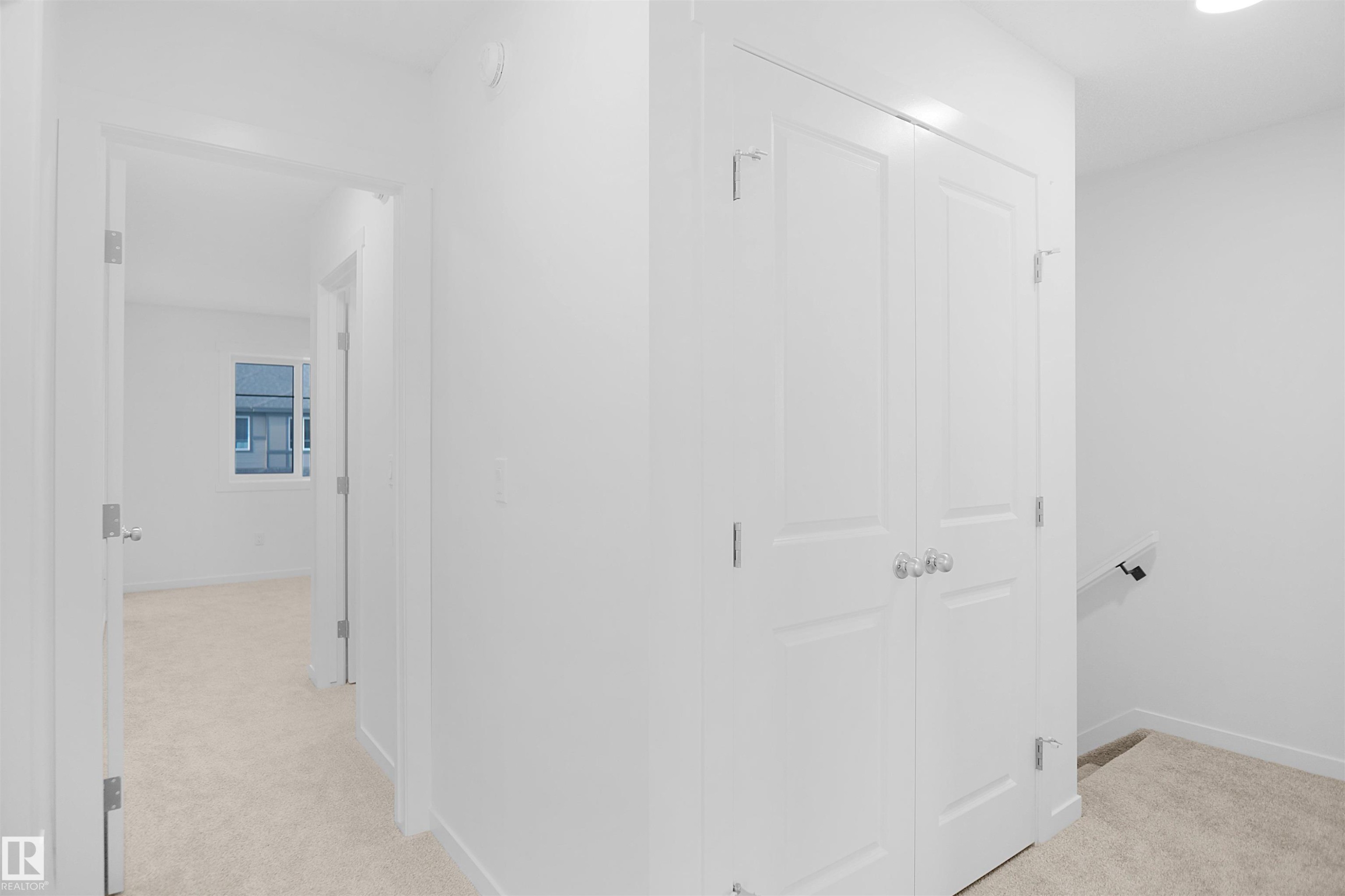 1277 Keswick Drive, Edmonton, AB - Indoor Photo Showing Other Room