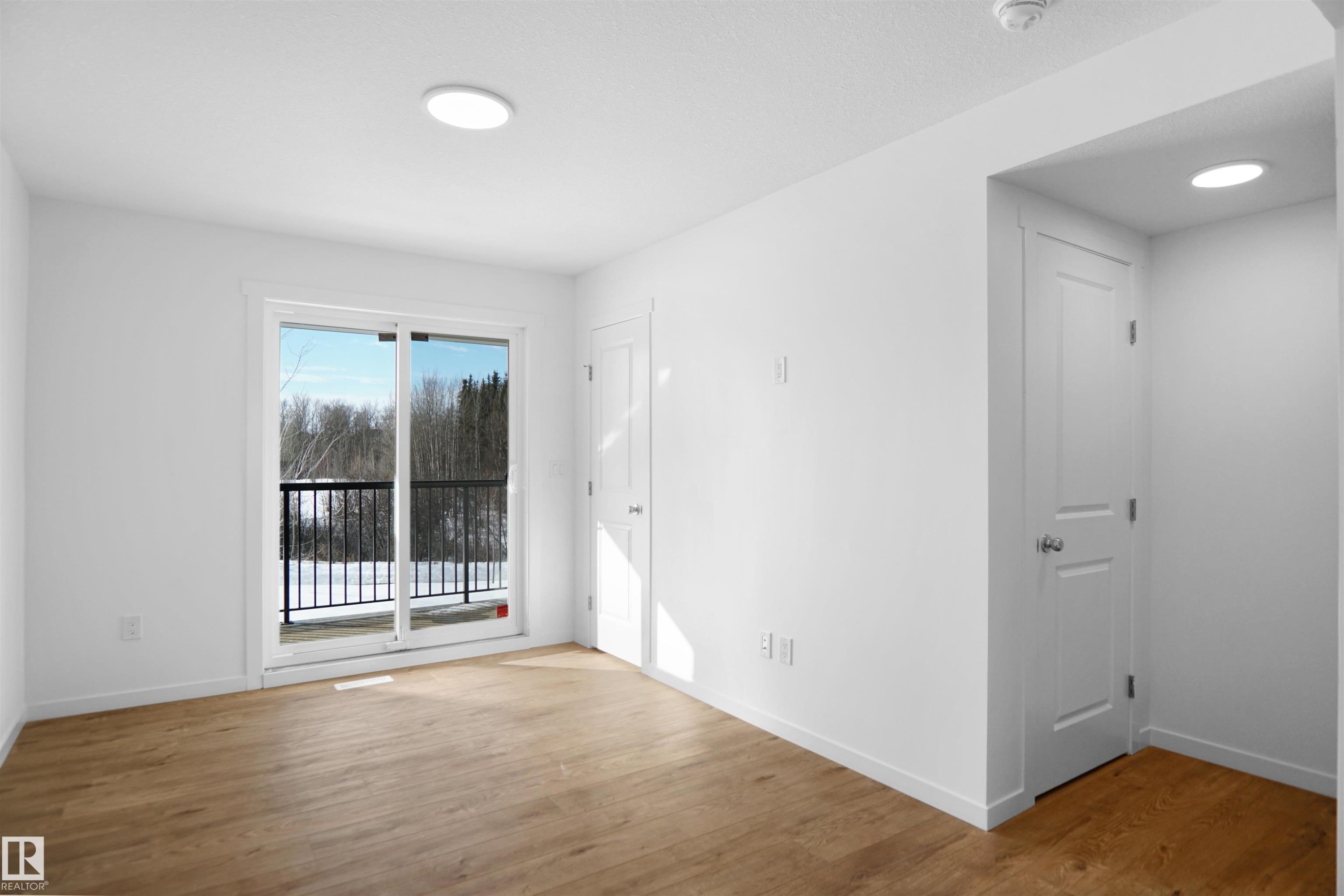 27 531 Merlin Landing, Edmonton, AB - Indoor Photo Showing Other Room