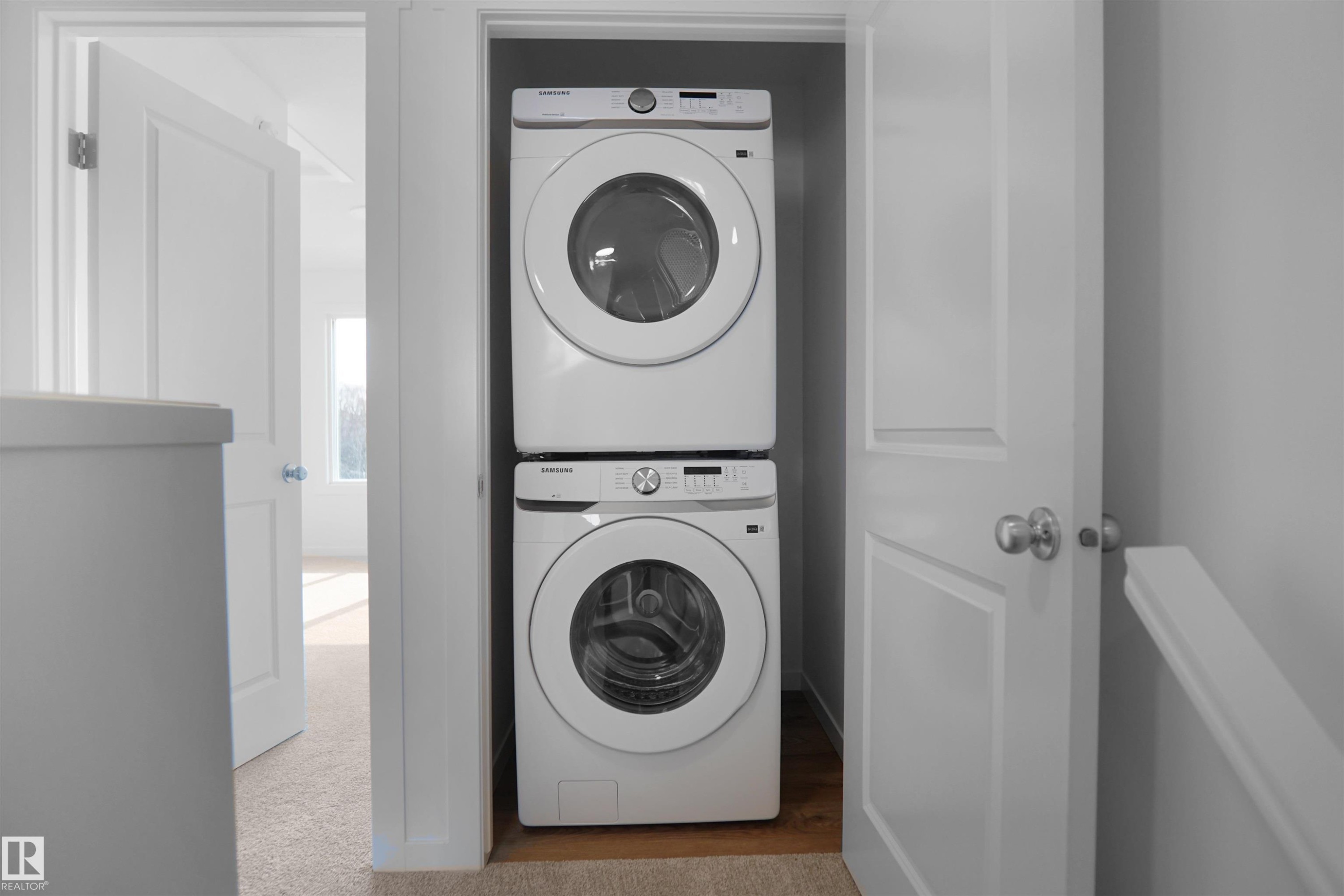 27 531 Merlin Landing, Edmonton, AB - Indoor Photo Showing Laundry Room