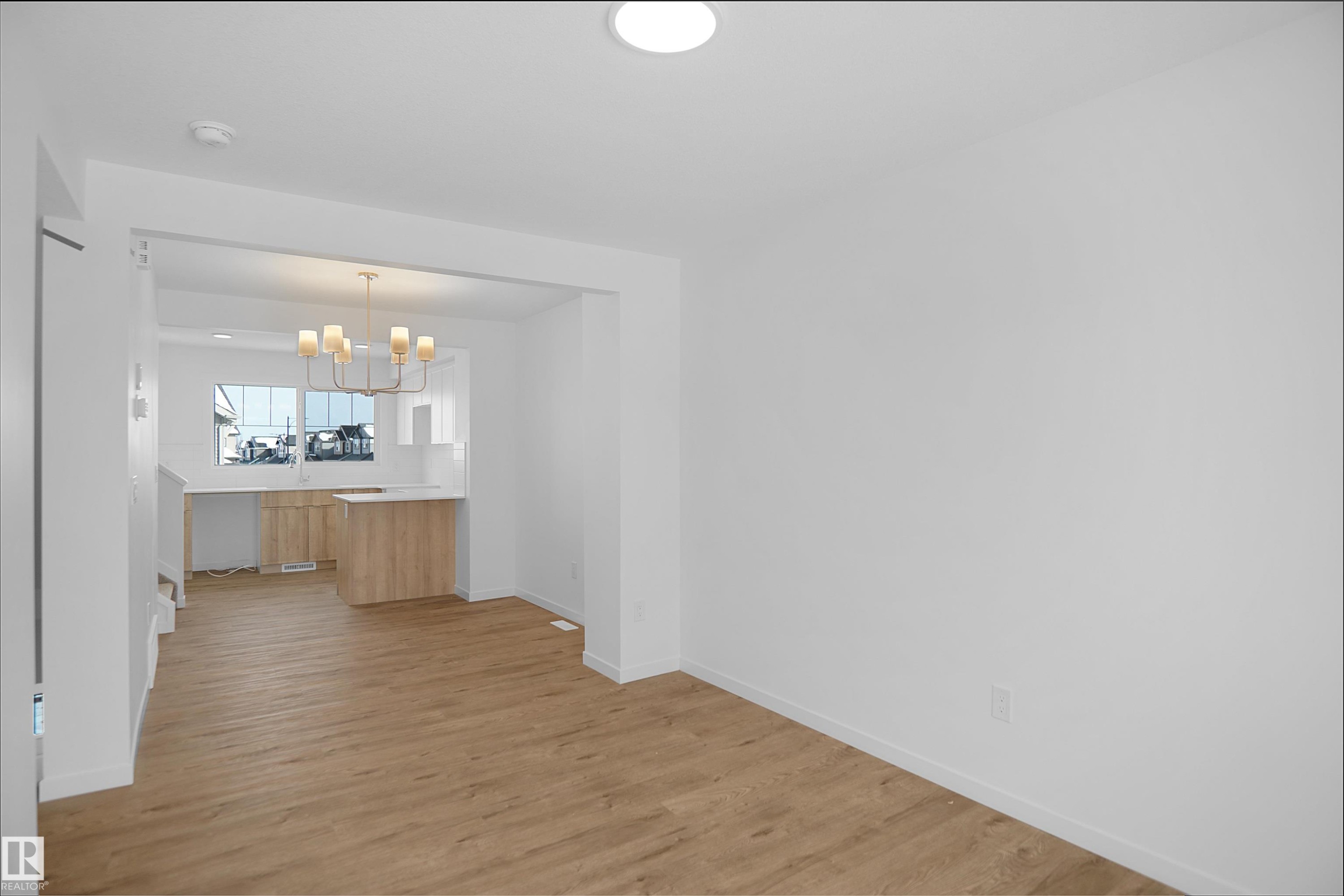 27 531 Merlin Landing, Edmonton, AB - Indoor Photo Showing Other Room