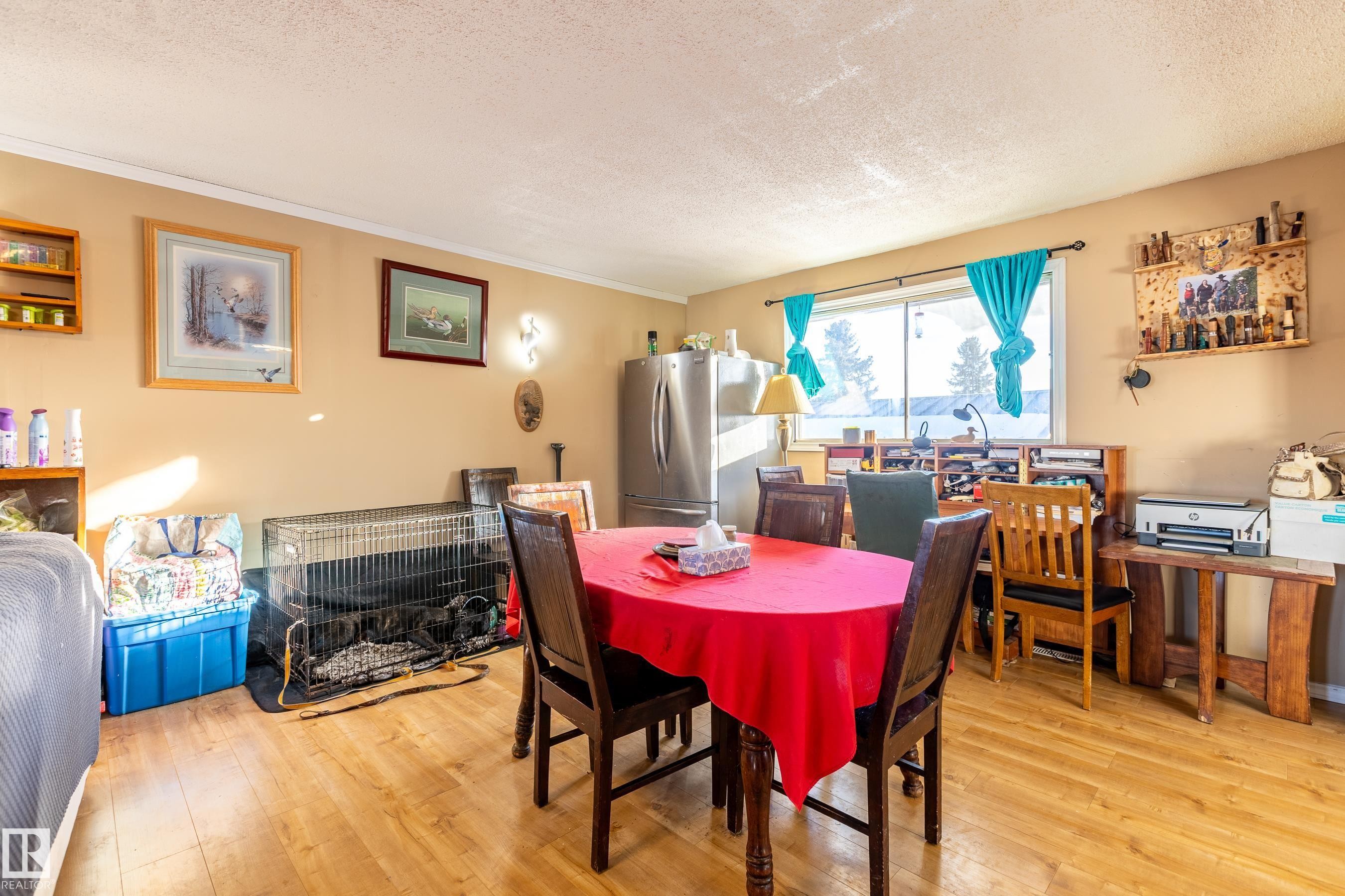8 Fourth Street, Duffield, AB - Indoor Photo Showing Dining Room With Fireplace