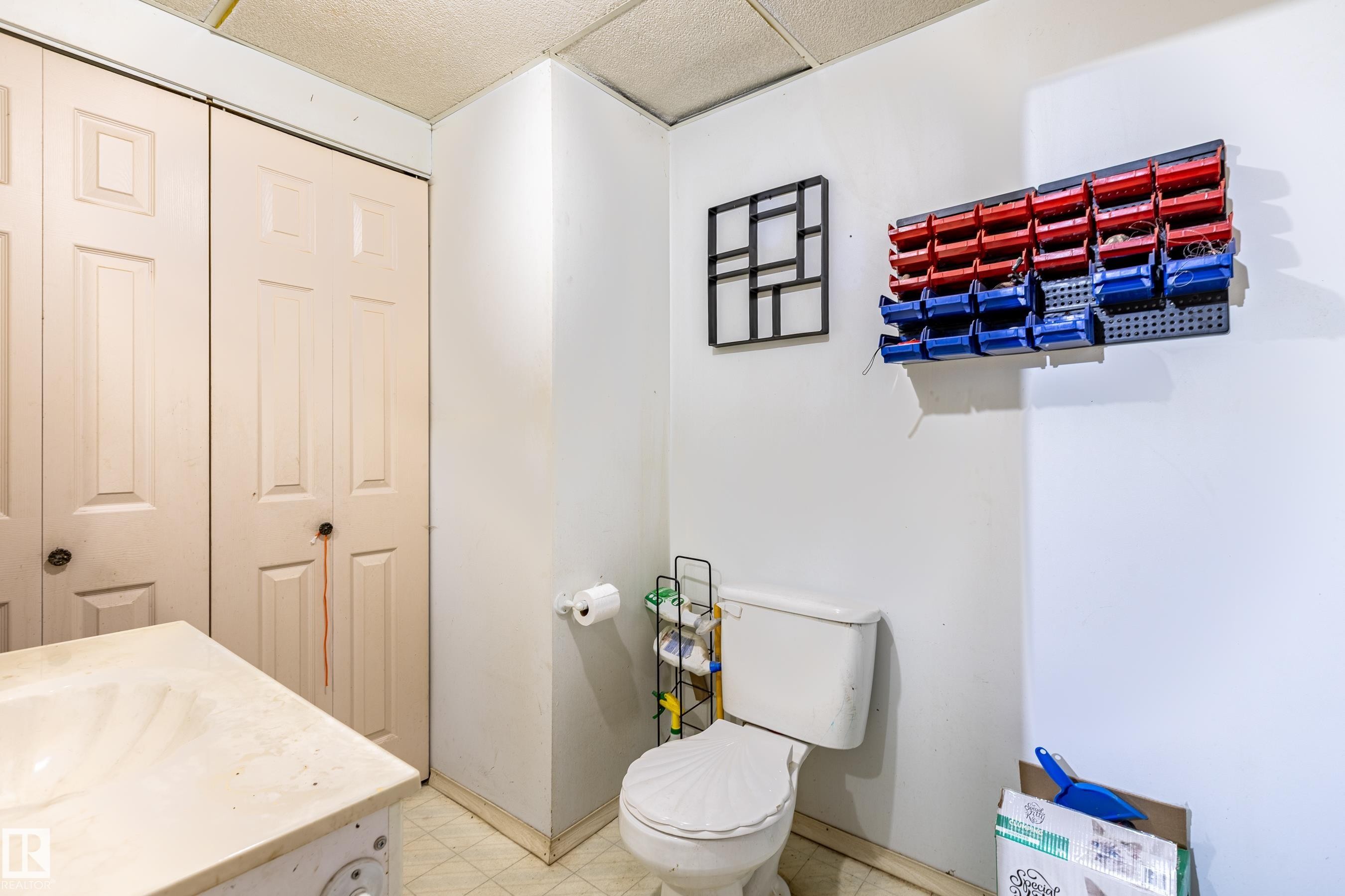8 Fourth Street, Duffield, AB - Indoor Photo Showing Bathroom