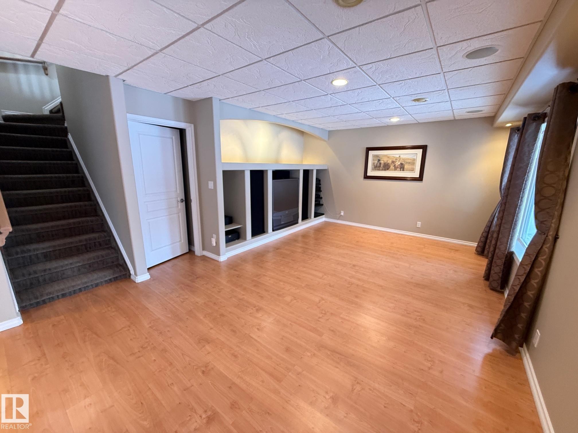 223 Ormsby Road East, Edmonton, AB - Indoor Photo Showing Other Room