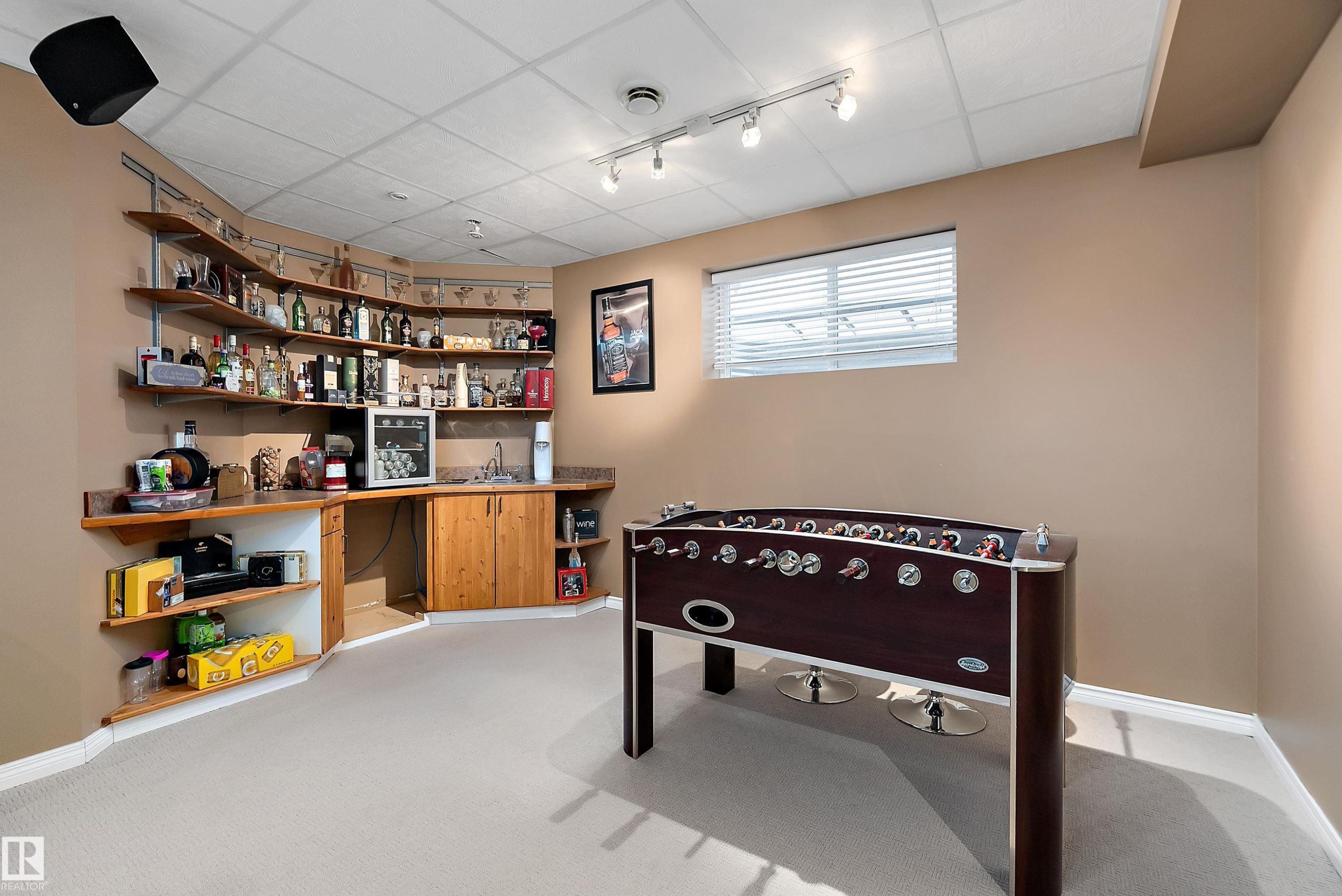 1105 Klarvatten Cove, Edmonton, AB - Indoor Photo Showing Other Room