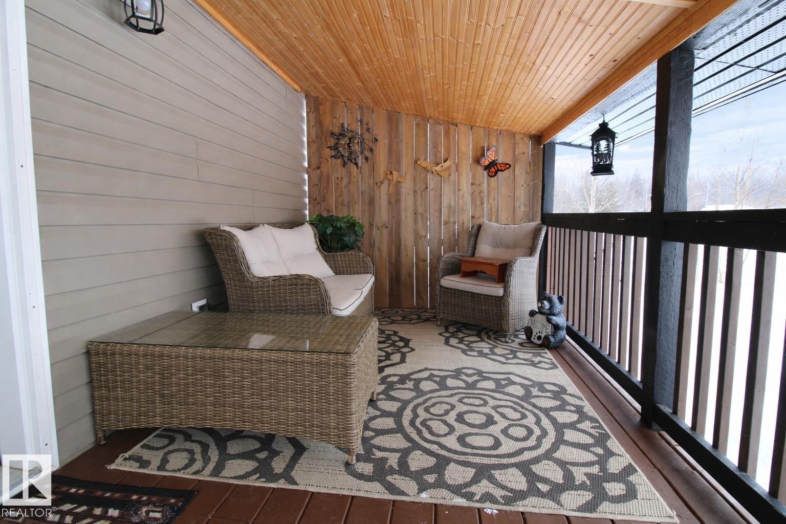 2971 Townsite Crescent, Calling Lake, AB