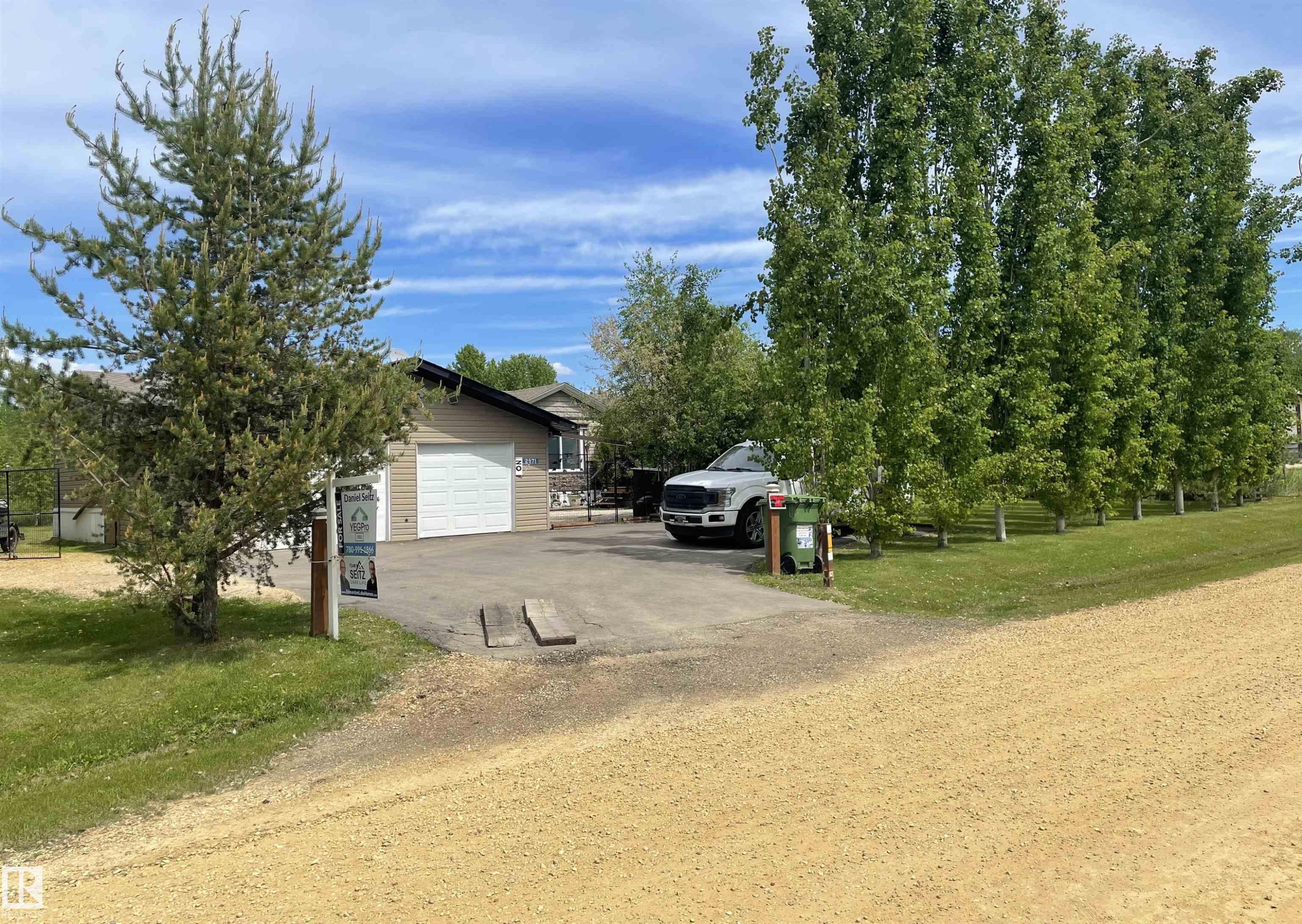 2971 Townsite Crescent, Calling Lake, AB