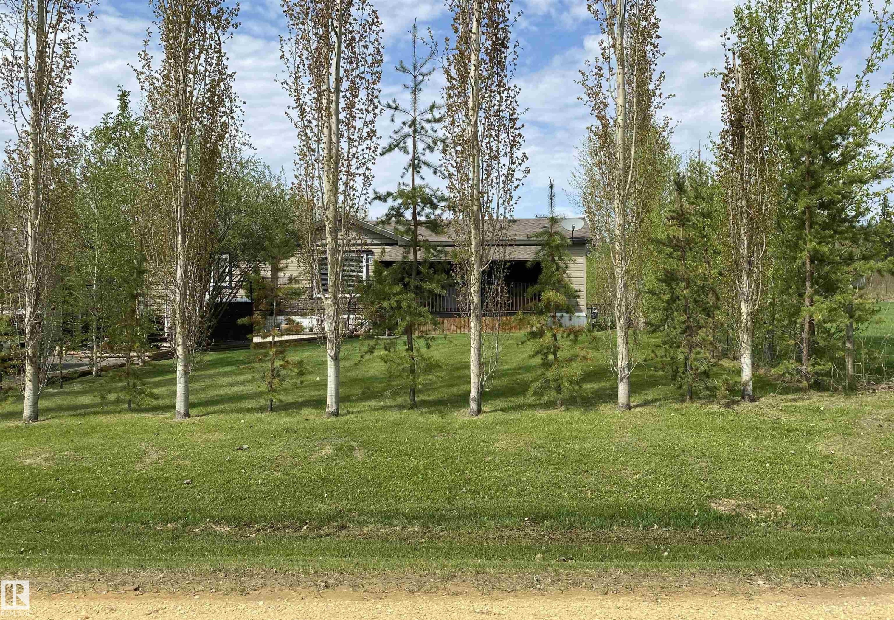 2971 Townsite Crescent, Calling Lake, AB