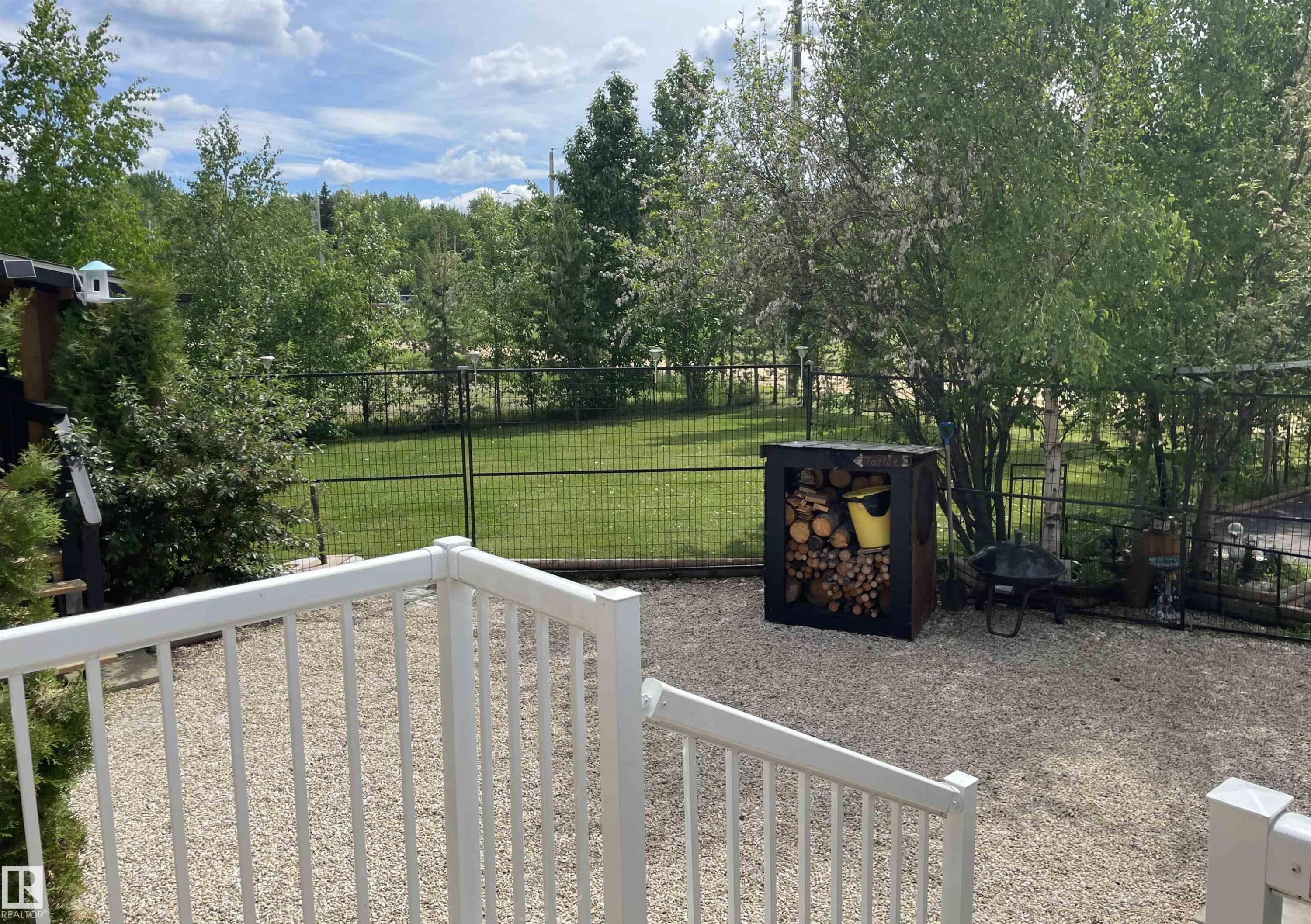 2971 Townsite Crescent, Calling Lake, AB