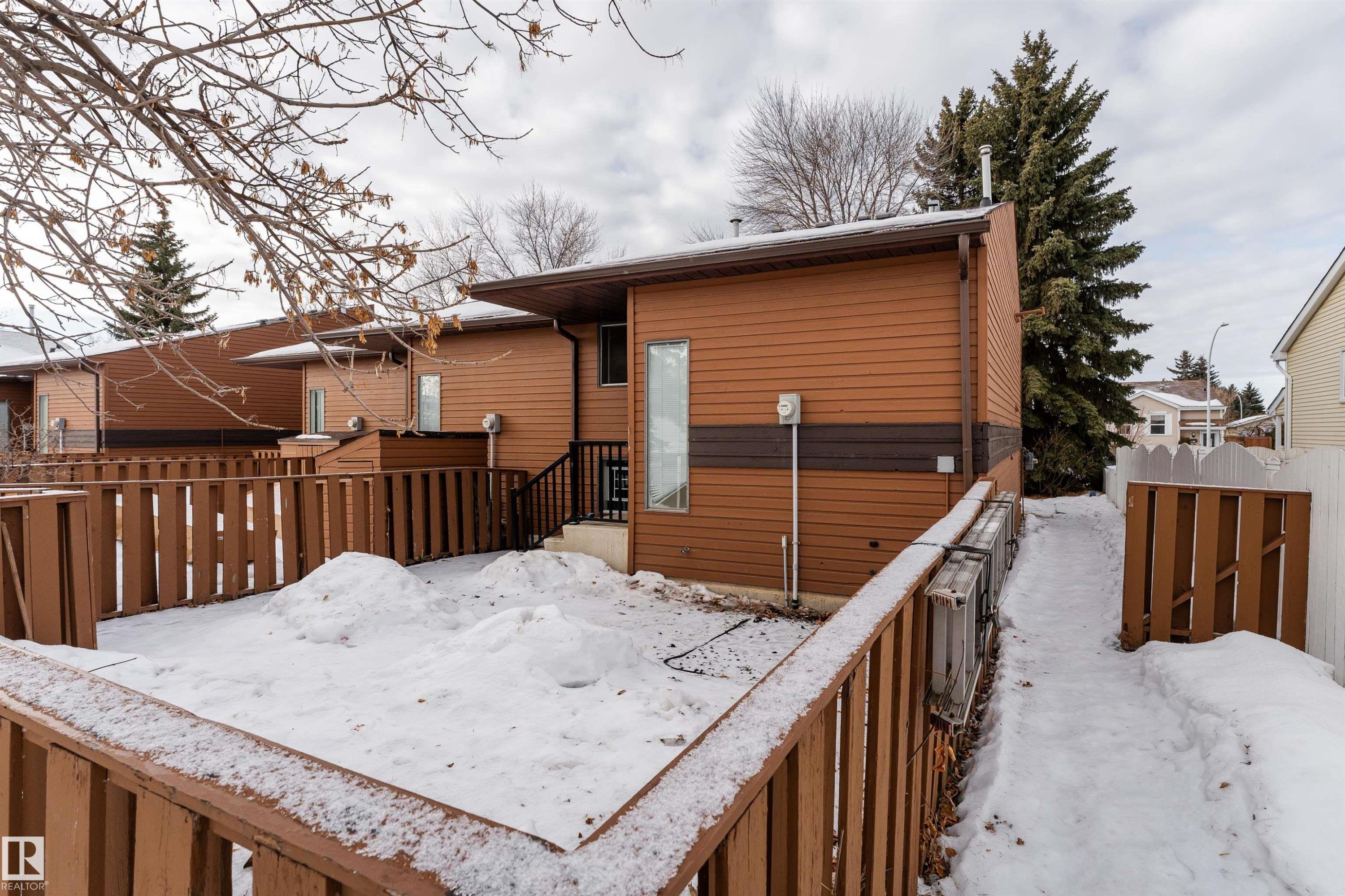 3419 48 Street, Edmonton, AB - Outdoor With Exterior