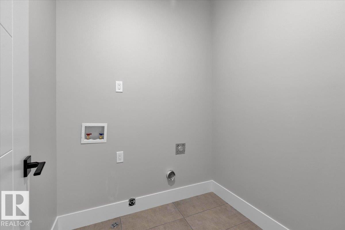 8419 Mayday Link, Edmonton, AB - Indoor Photo Showing Other Room