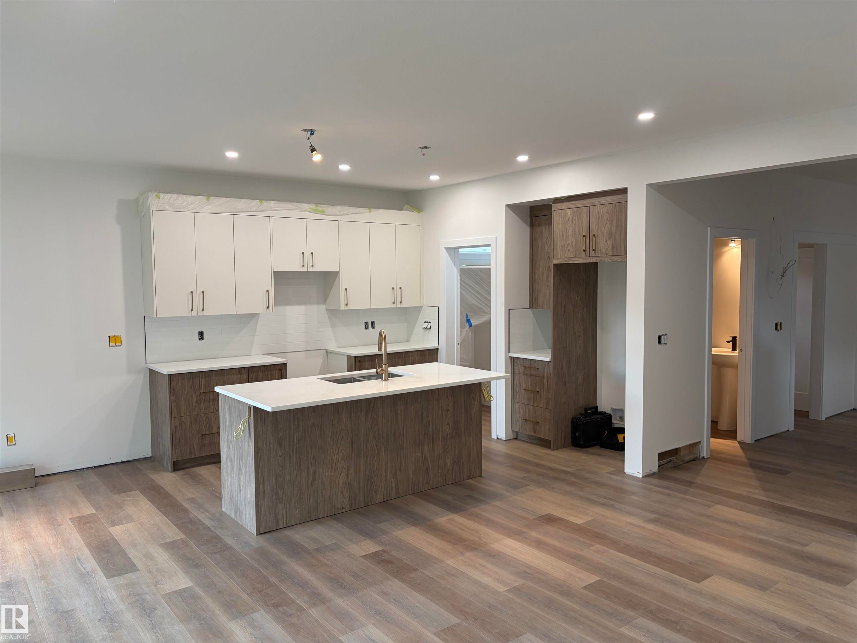 30 Elsinore Place, Edmonton, AB
