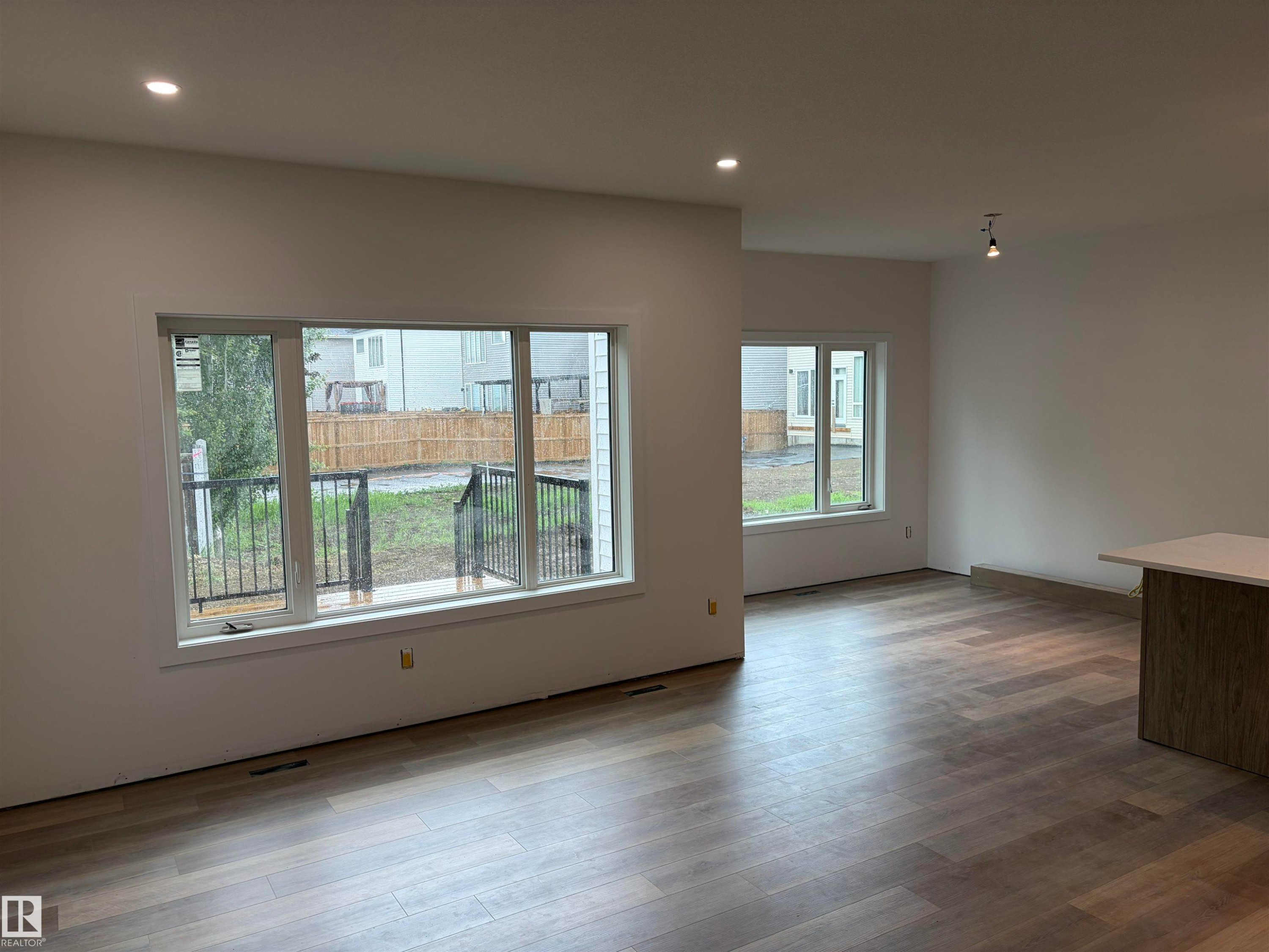 30 Elsinore Place, Edmonton, AB