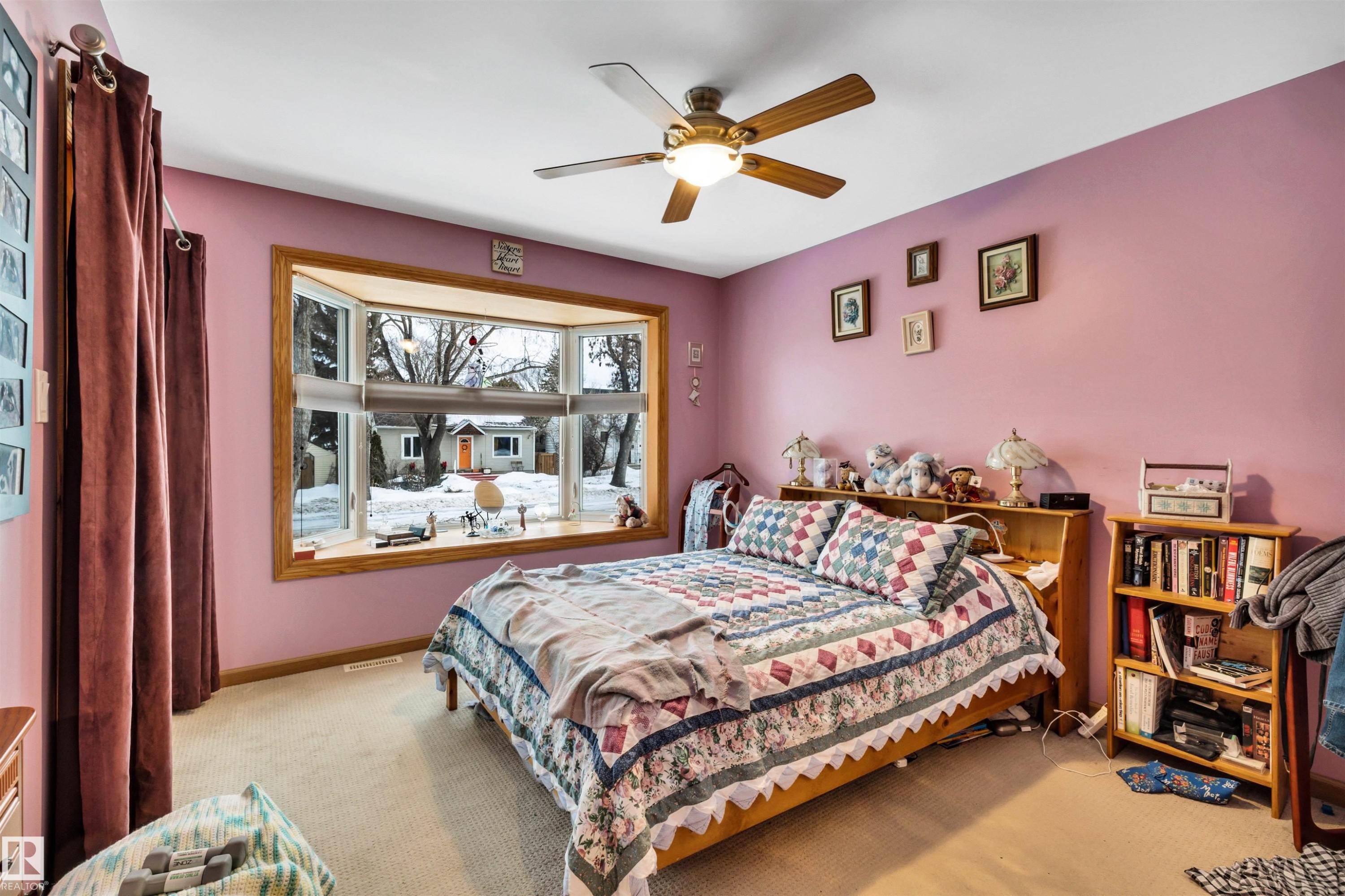 Bedroom with carpet flooring and a ceiling fan - 11432 71 Street, Edmonton, AB - Indoor Photo Showing Bedroom