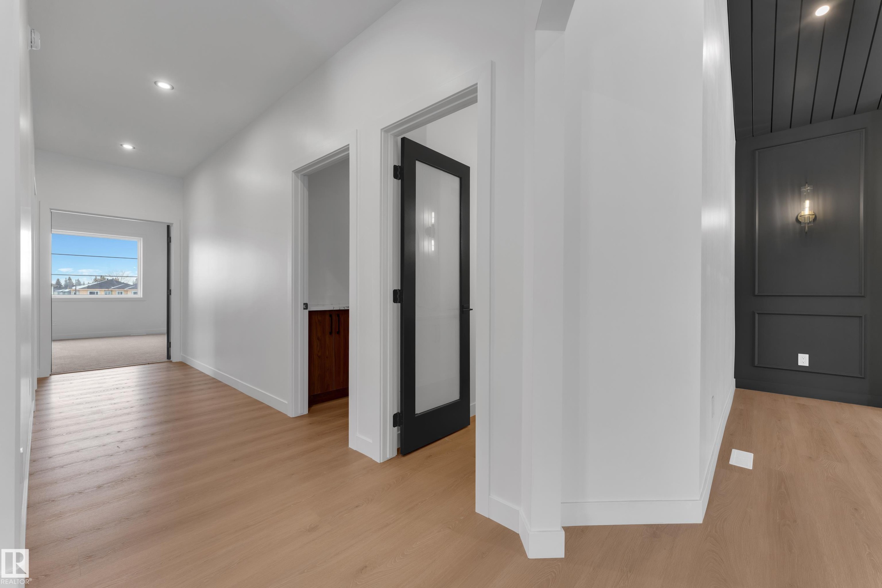 Hallway with recessed lighting and light wood-style flooring - 40 Grayson Green, Stony Plain, AB - Indoor Photo Showing Other Room