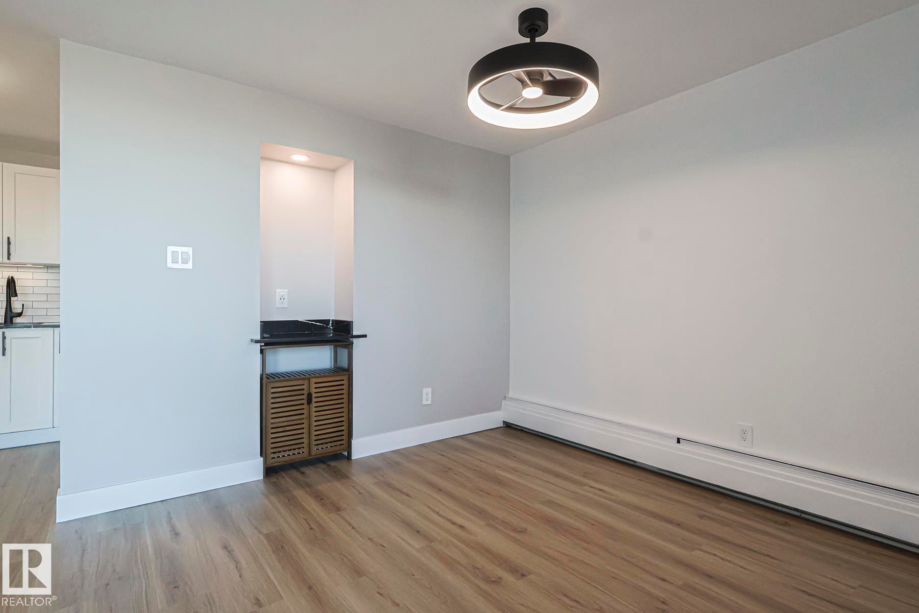 Dining area - 505 10149 Saskatchewan Drive, Edmonton, AB - Indoor