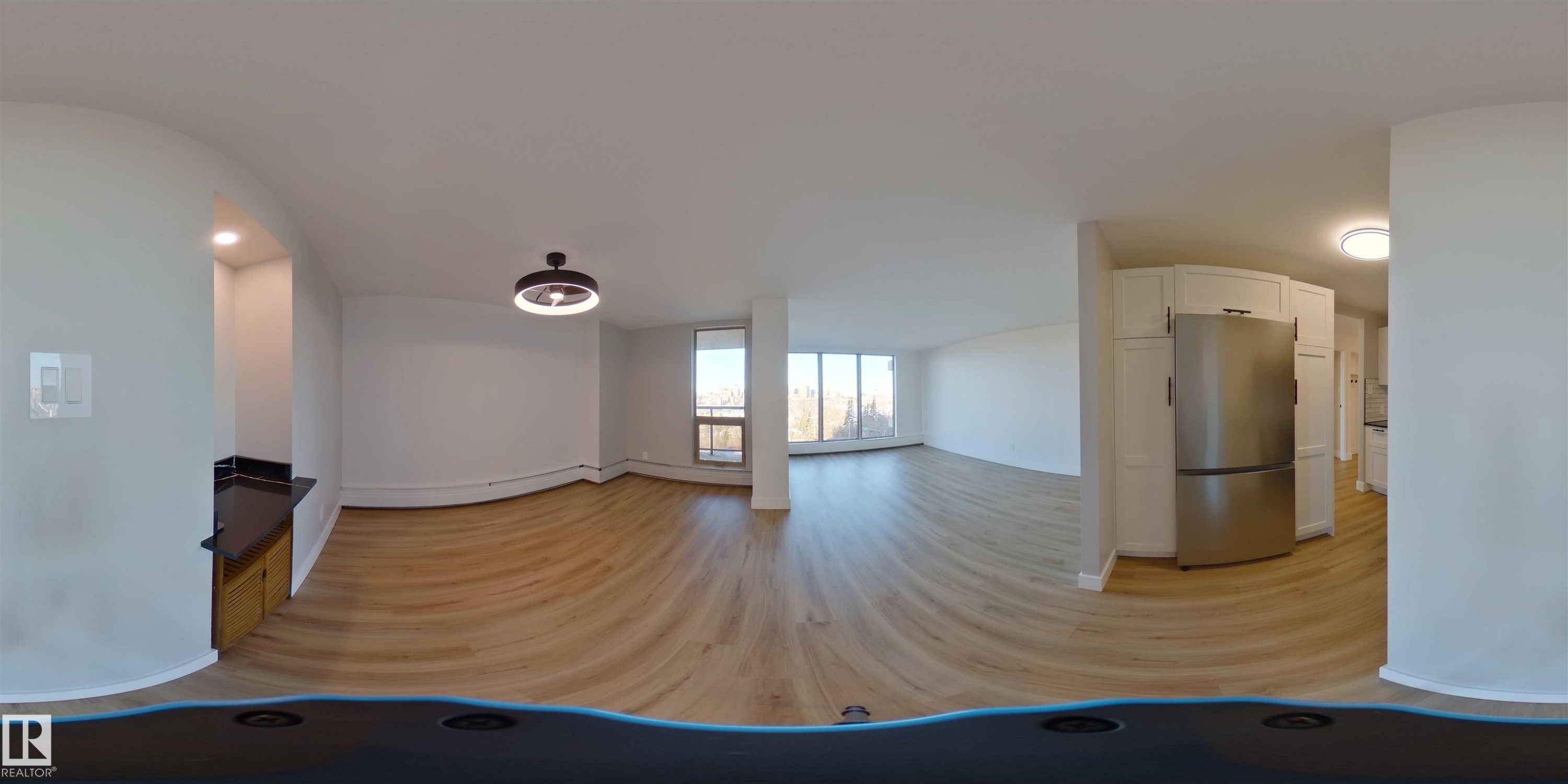 505 10149 Saskatchewan Drive, Edmonton, AB - Indoor Photo Showing Other Room