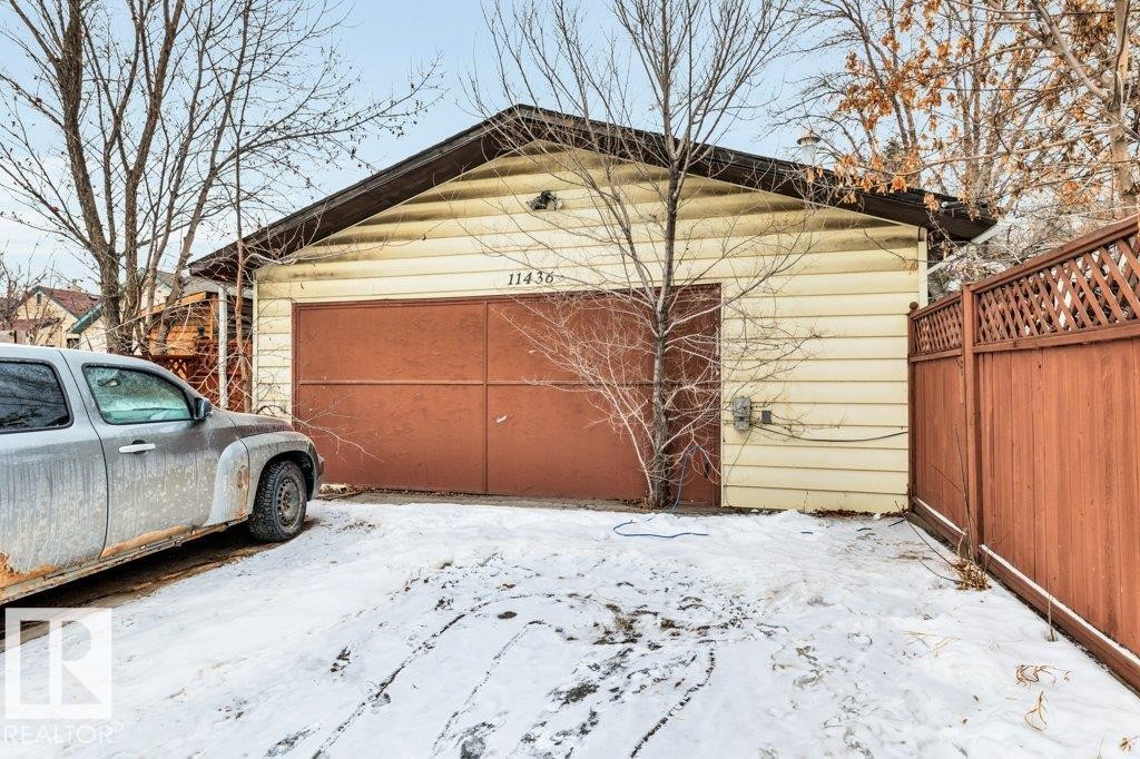 View of snow covered garage - 11436 71 Street, Edmonton, AB - Outdoor