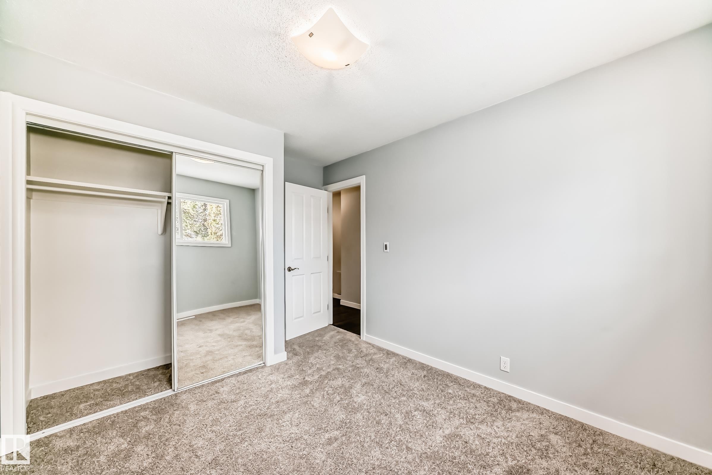 10331 153 Street, Edmonton, AB - Indoor Photo Showing Other Room