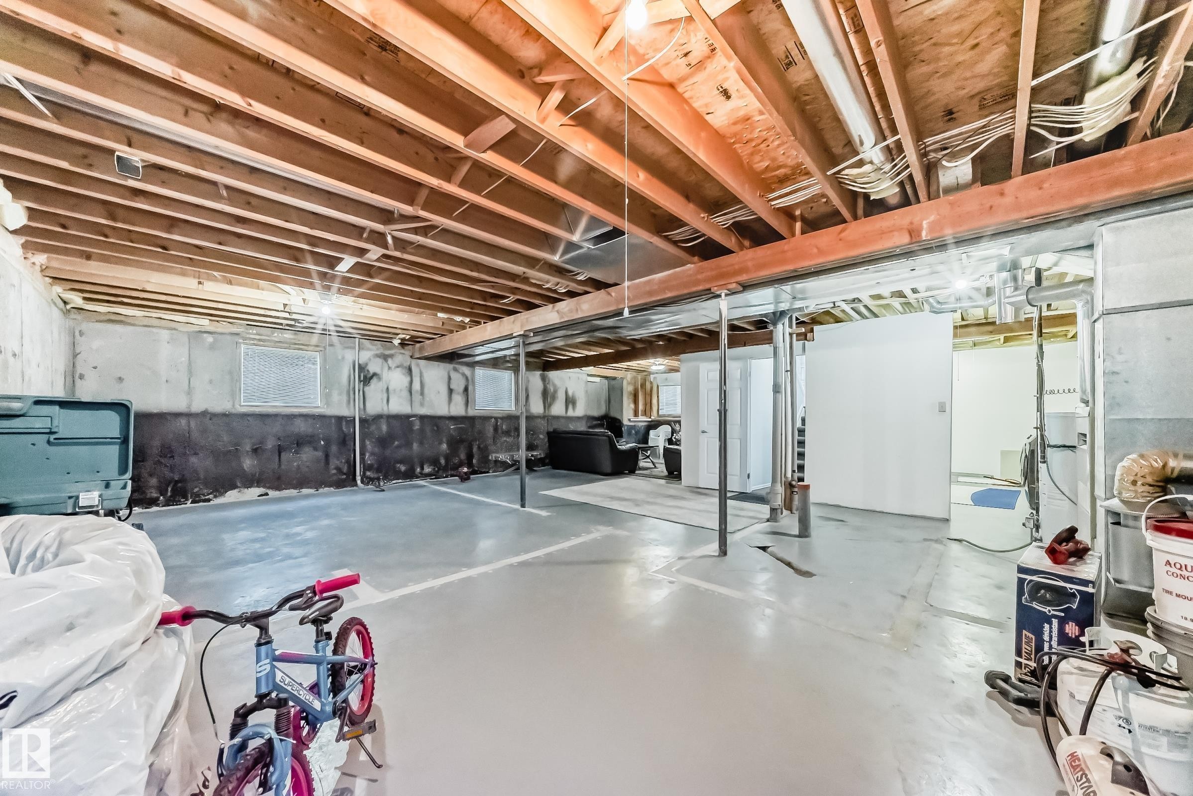 View of unfinished below grade area - 6 Jefferson Road, Edmonton, AB - Indoor Photo Showing Basement