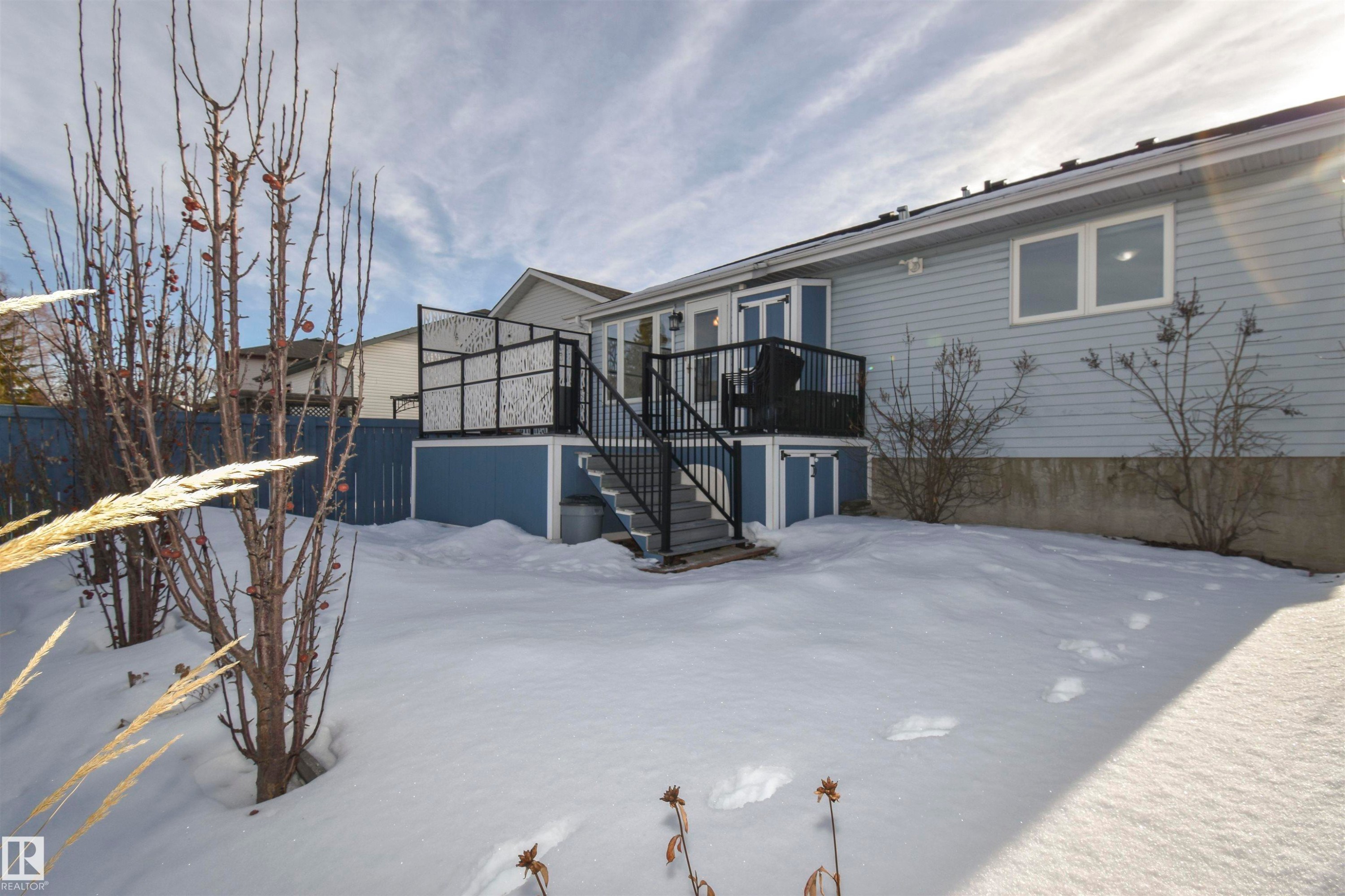 4042 37A Avenue, Edmonton, AB - Outdoor