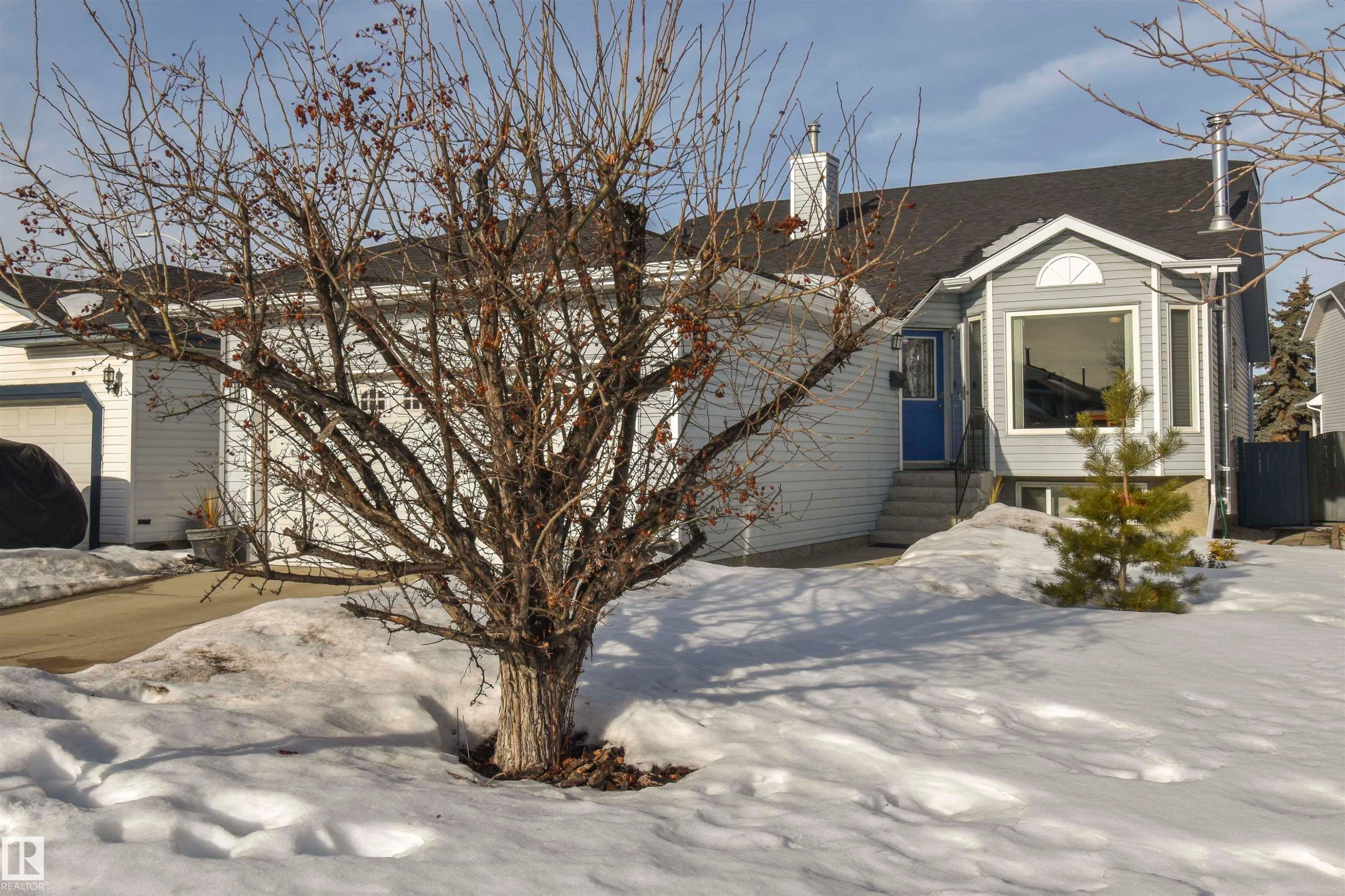 4042 37A Avenue, Edmonton, AB - Outdoor