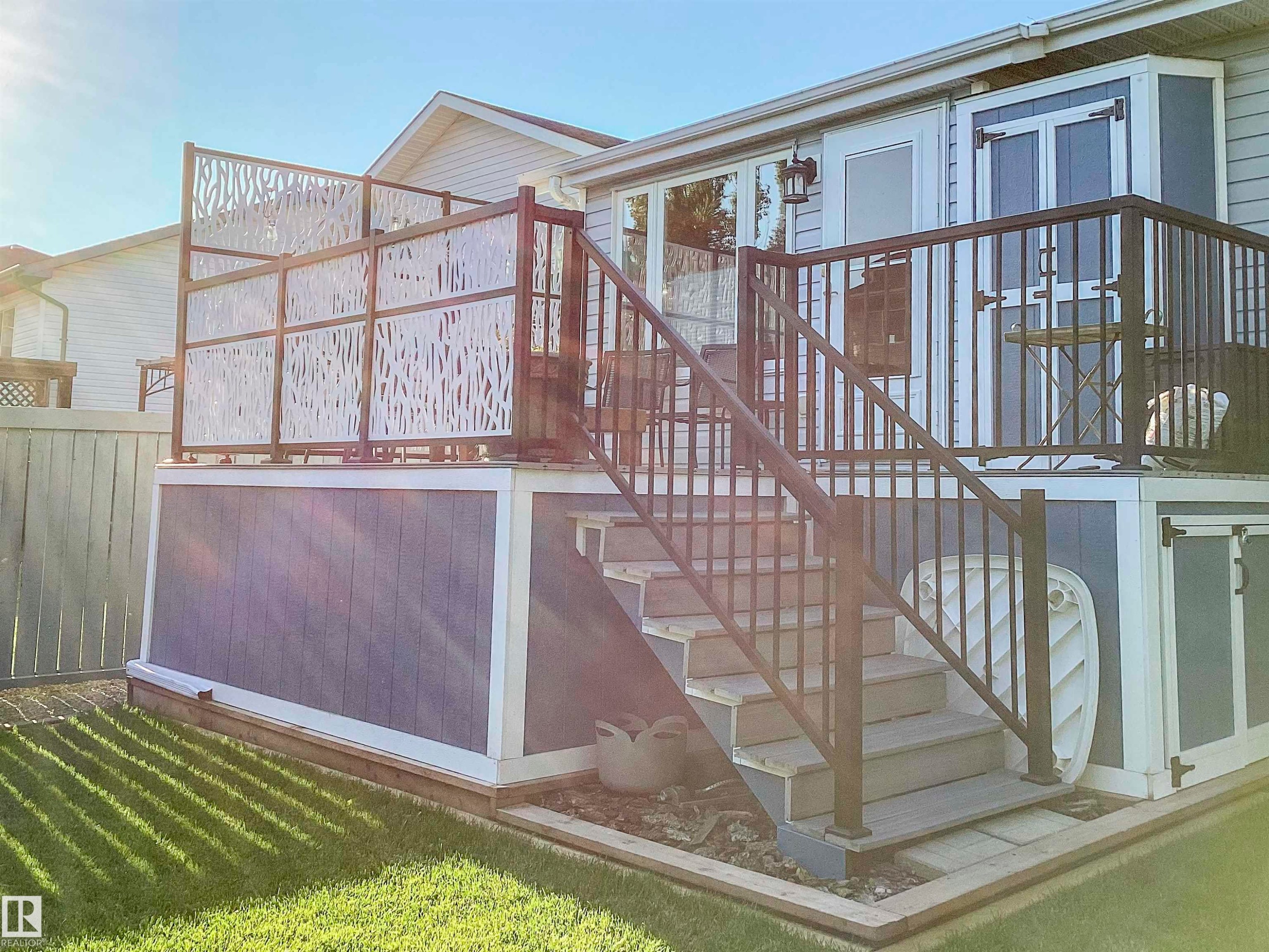 4042 37A Avenue, Edmonton, AB - Outdoor With Exterior