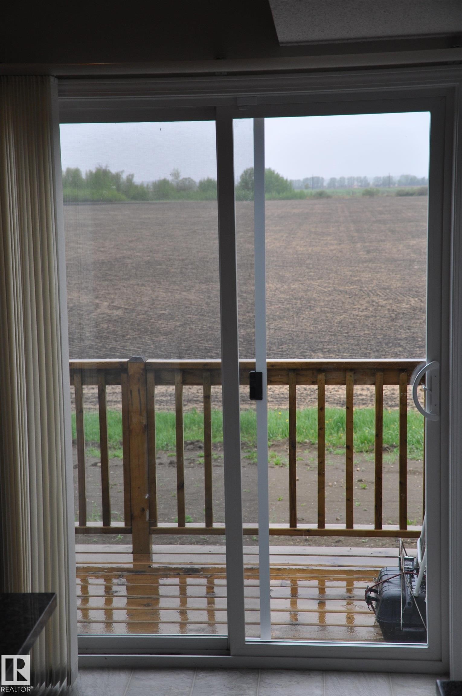 159, 142 Selkirk Place, Leduc, AB - Indoor Photo Showing Other Room