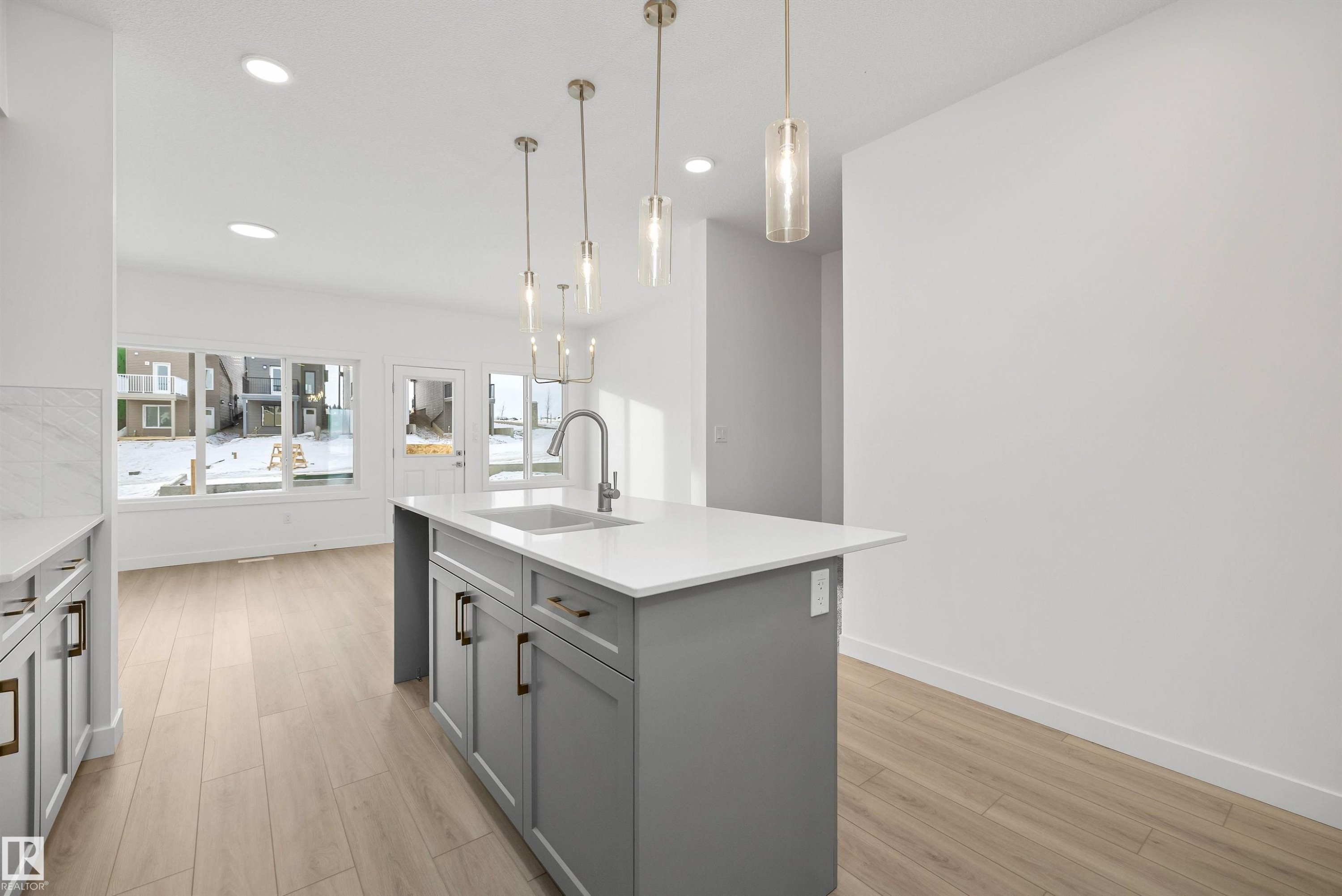 4592 Warbler Loop, Edmonton, AB - Indoor Photo Showing Kitchen With Upgraded Kitchen