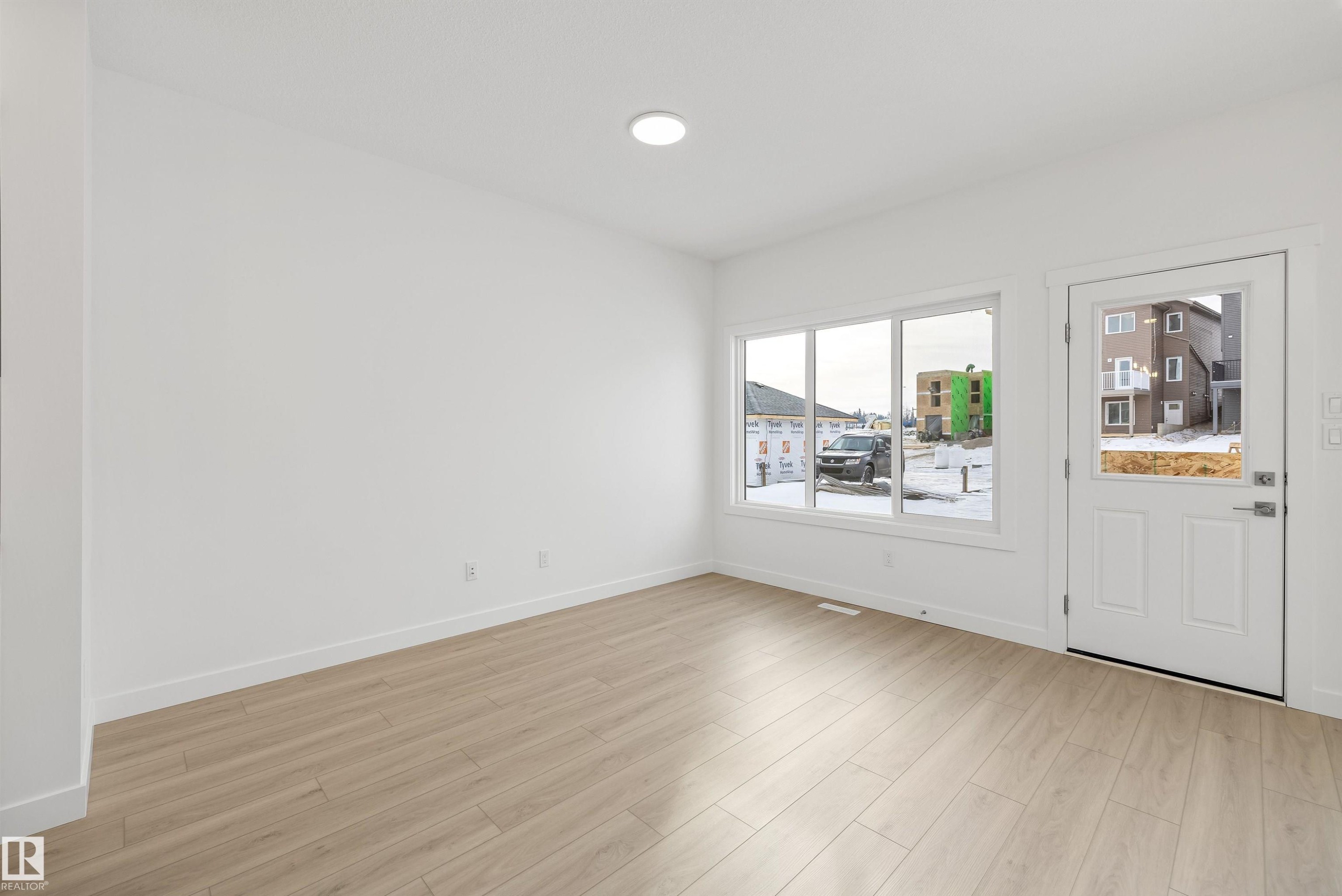 4592 Warbler Loop, Edmonton, AB - Indoor Photo Showing Other Room