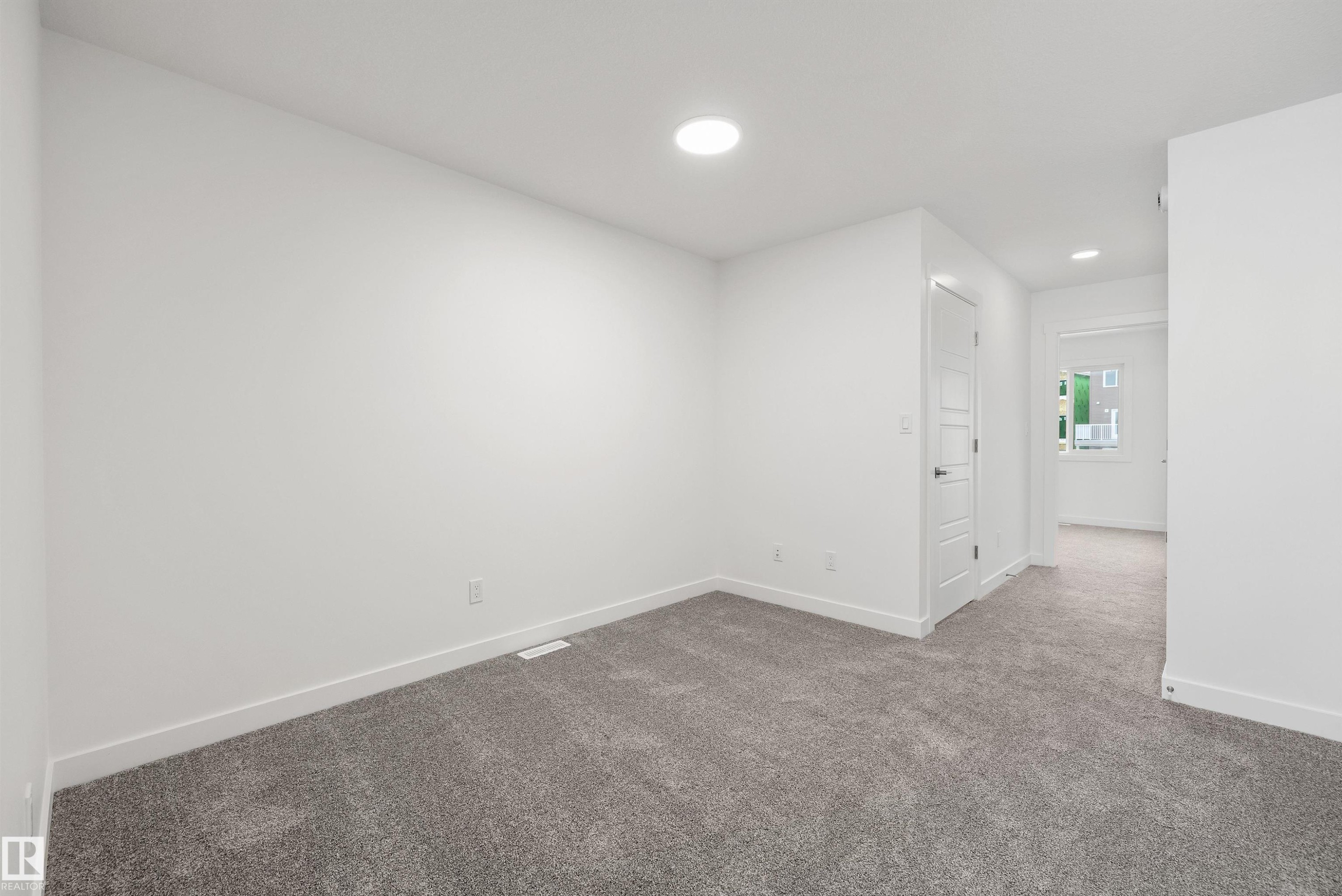 4592 Warbler Loop, Edmonton, AB - Indoor Photo Showing Other Room