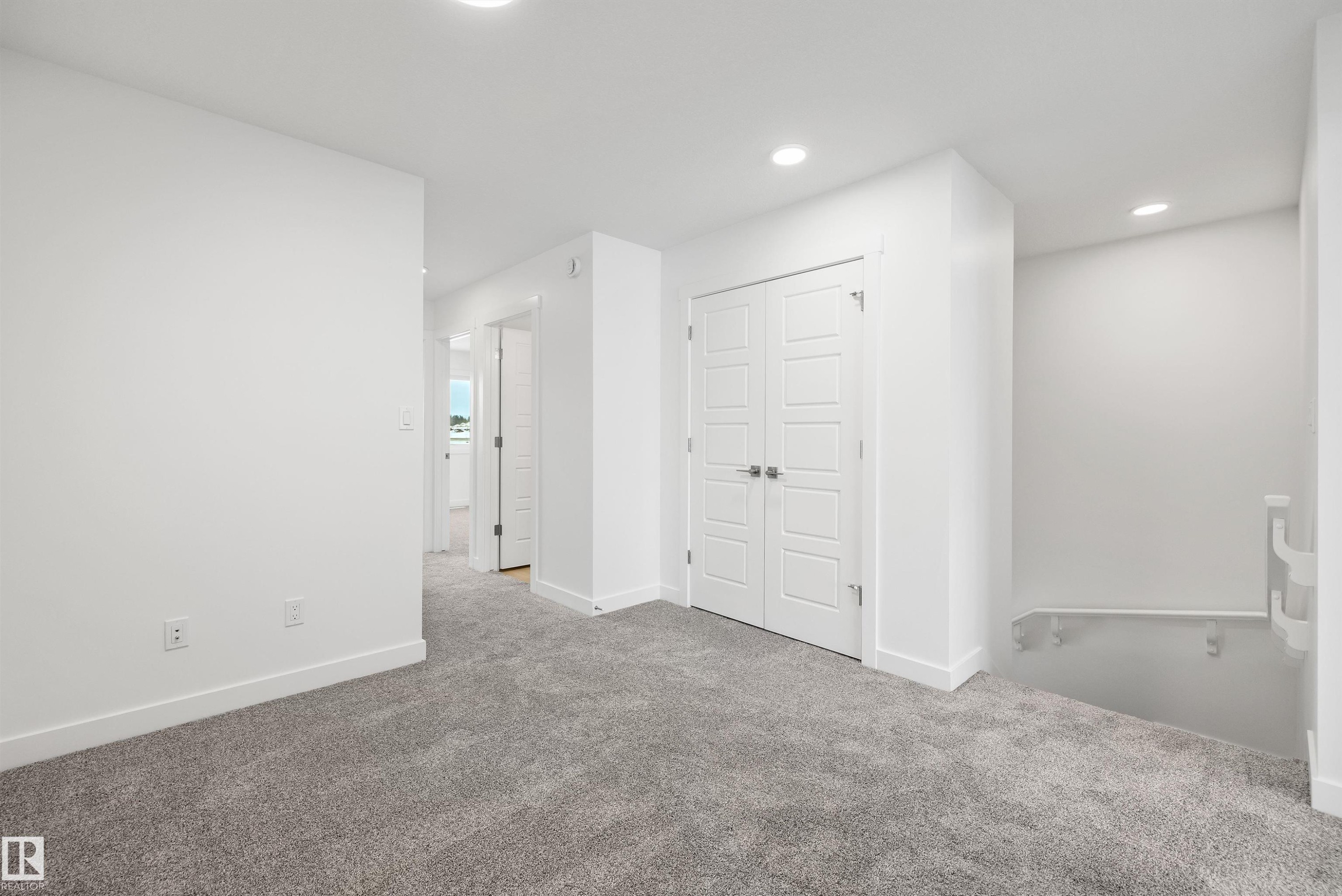 4592 Warbler Loop, Edmonton, AB - Indoor Photo Showing Other Room