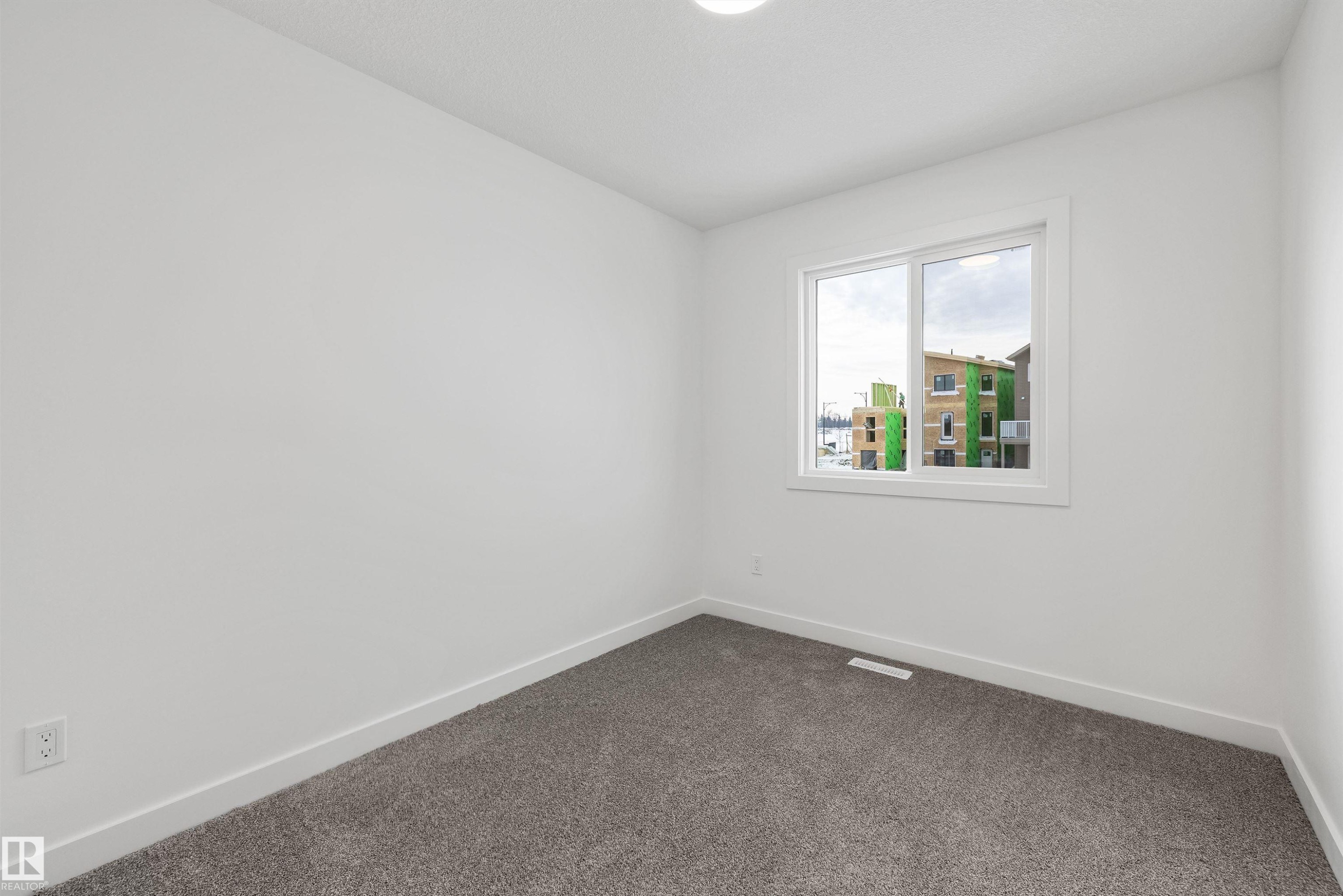 4592 Warbler Loop, Edmonton, AB - Indoor Photo Showing Other Room