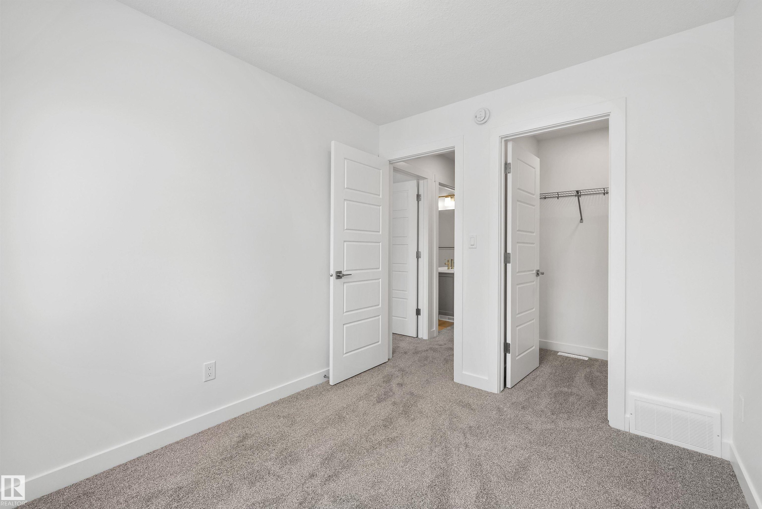 4592 Warbler Loop, Edmonton, AB - Indoor Photo Showing Other Room