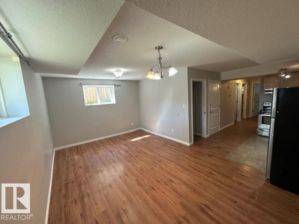 12124 122 Street, Edmonton, AB - Indoor Photo Showing Other Room