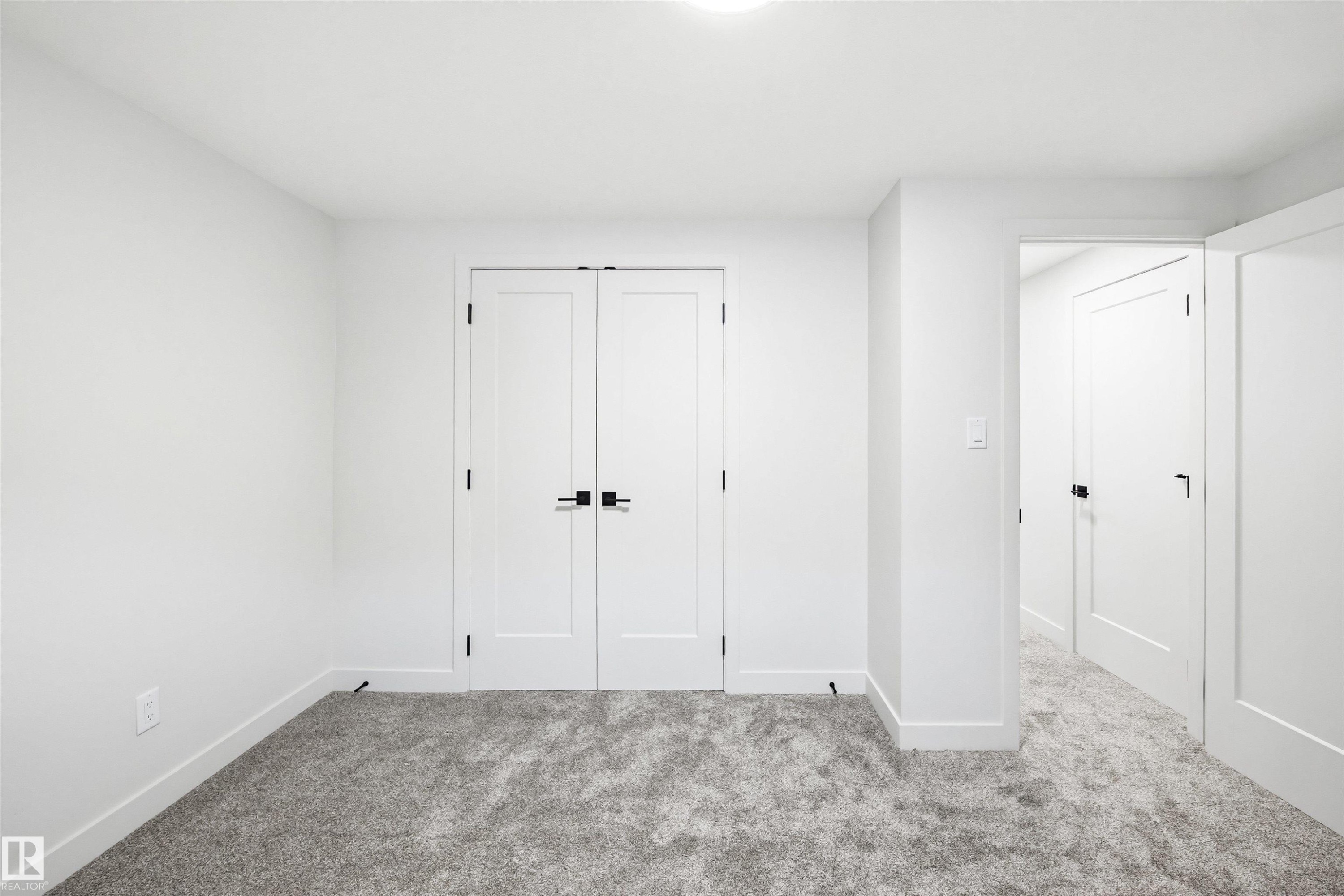 14503 80 Avenue, Edmonton, AB - Indoor Photo Showing Other Room