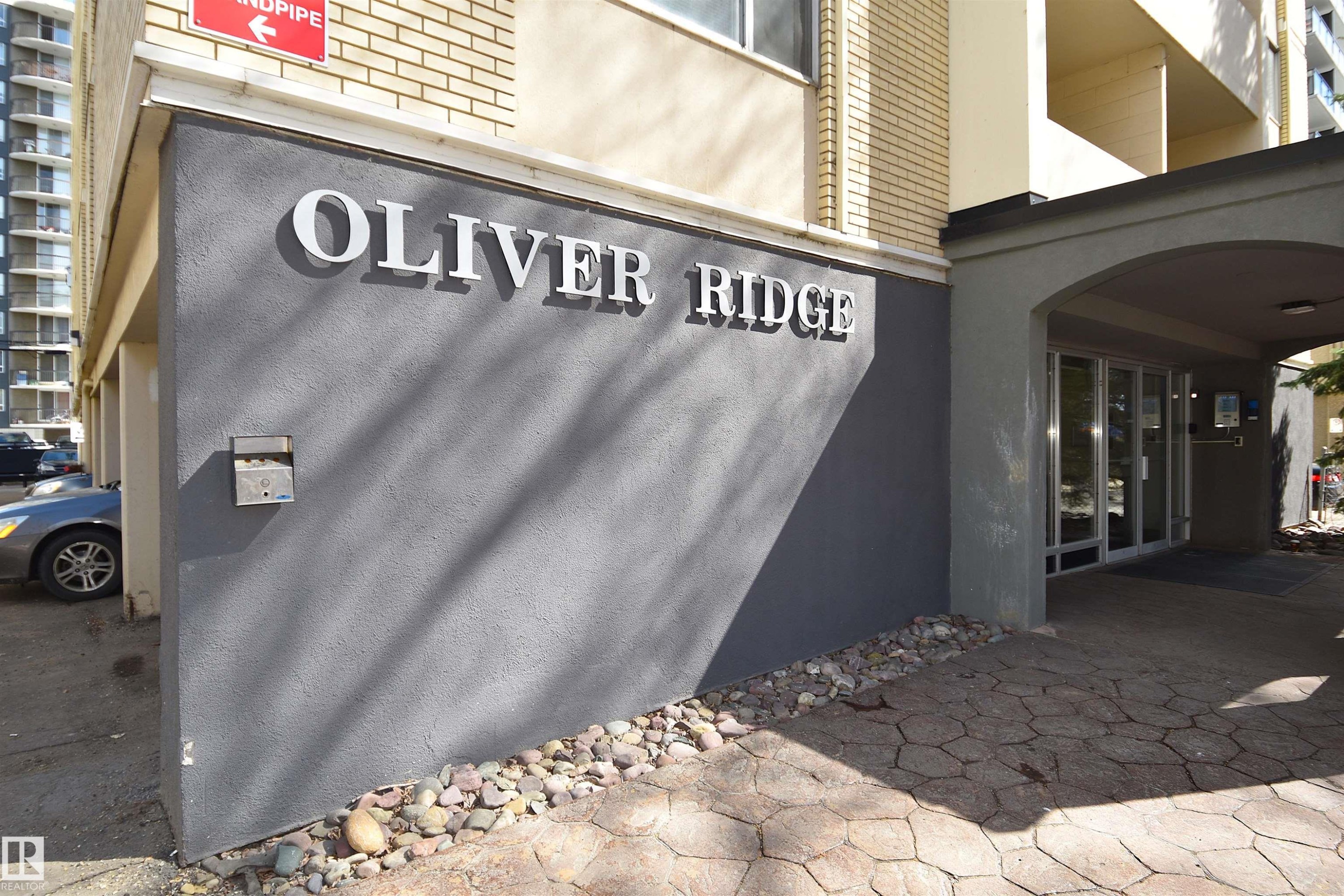 608 10021 116 Street, Edmonton, AB - Outdoor