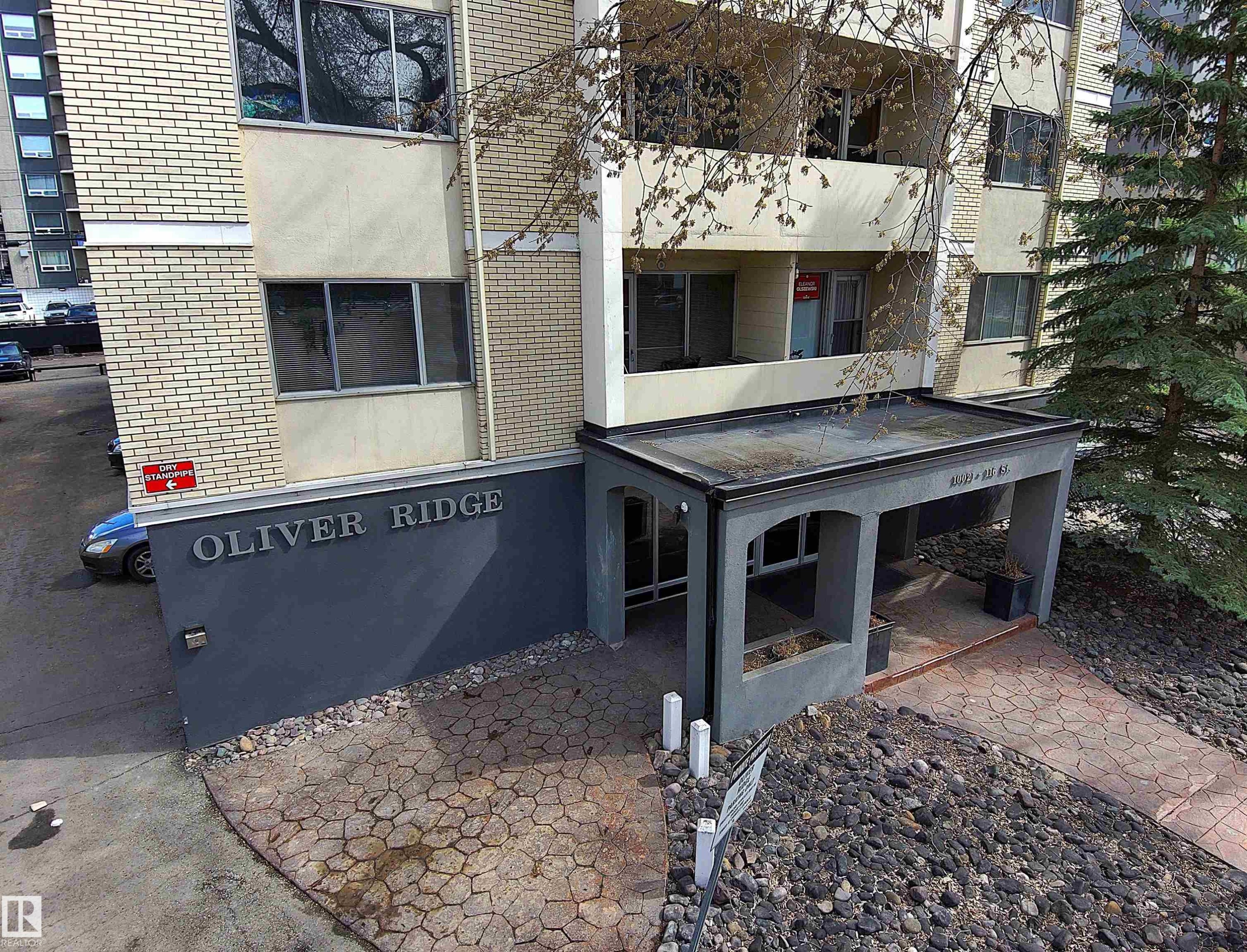 608 10021 116 Street, Edmonton, AB - Outdoor