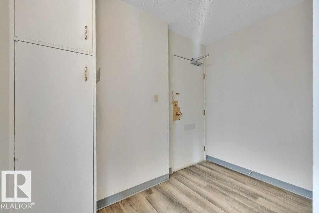 808 10160 116 Street, Edmonton, AB - Indoor Photo Showing Other Room