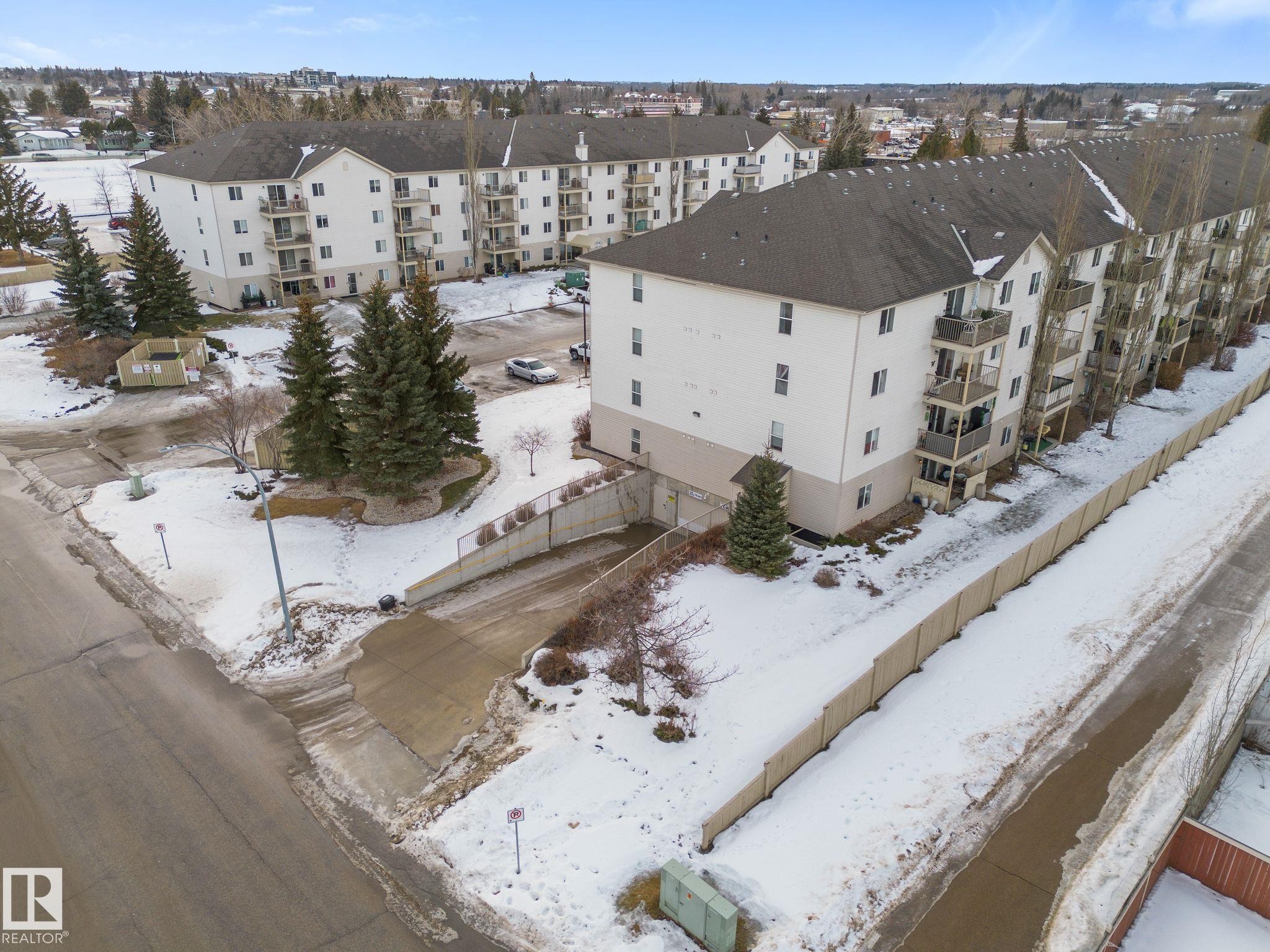 209 4703 43 Avenue, Stony Plain, AB - Outdoor