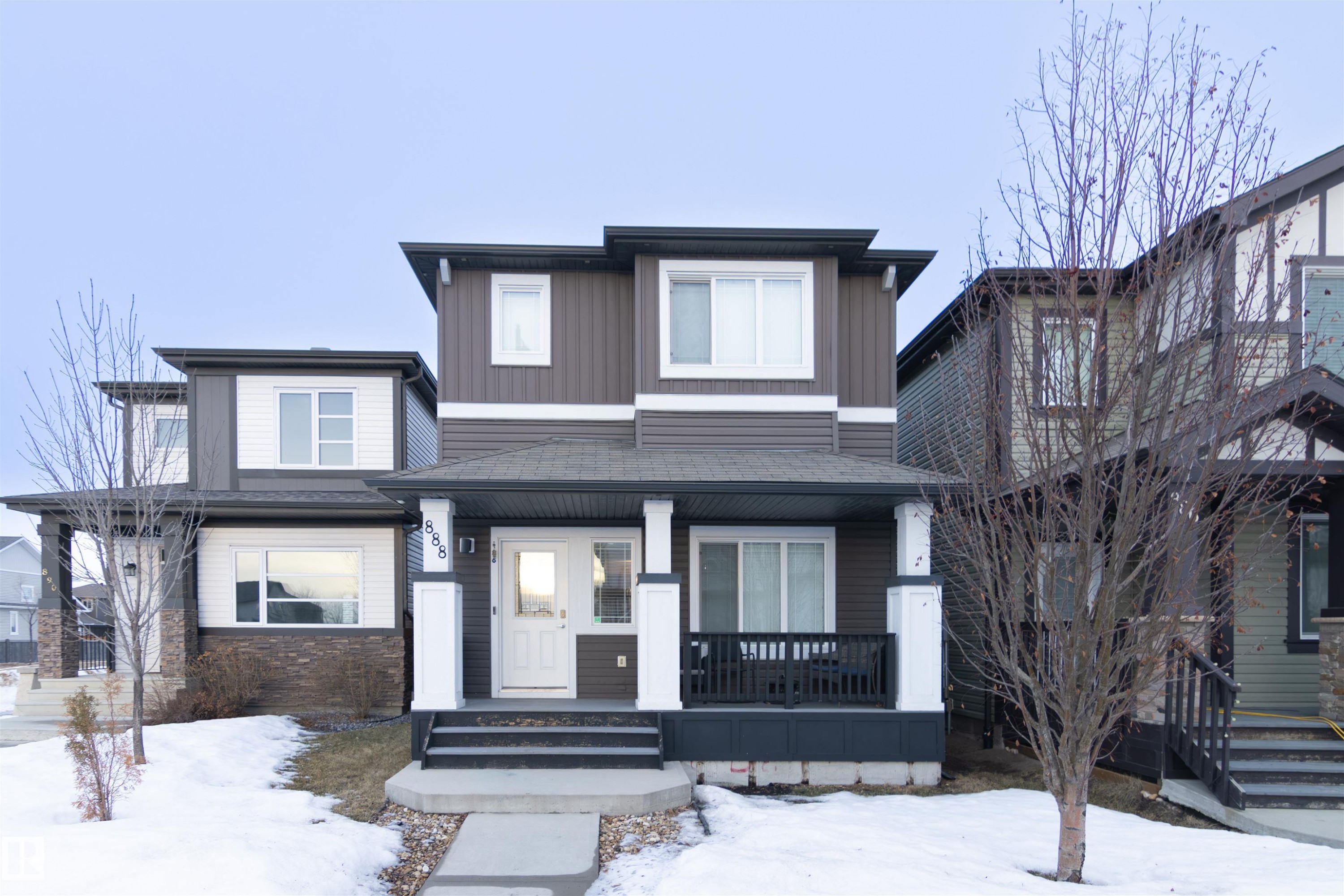 888 Cy Becker Drive, Edmonton, AB - Outdoor With Facade