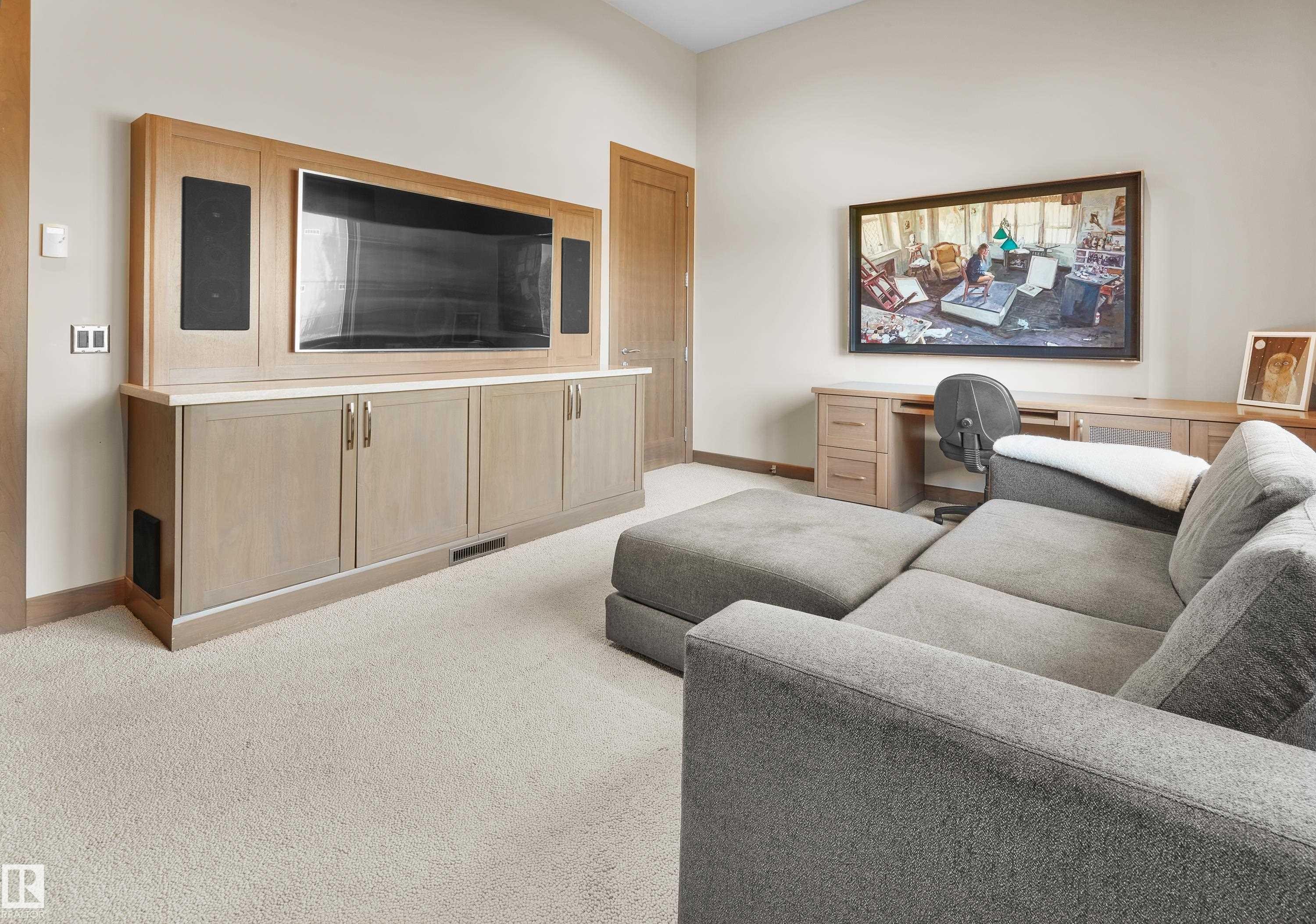 56 Windermere Drive, Edmonton, AB - Indoor Photo Showing Living Room