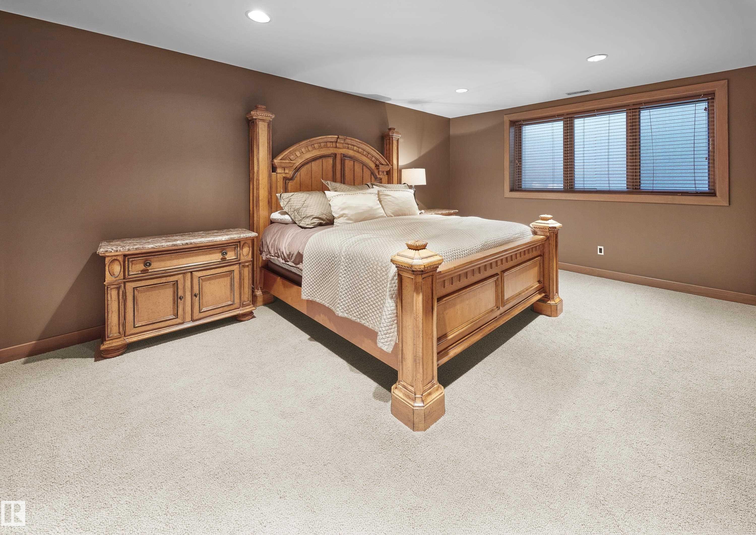 56 Windermere Drive, Edmonton, AB - Indoor Photo Showing Bedroom