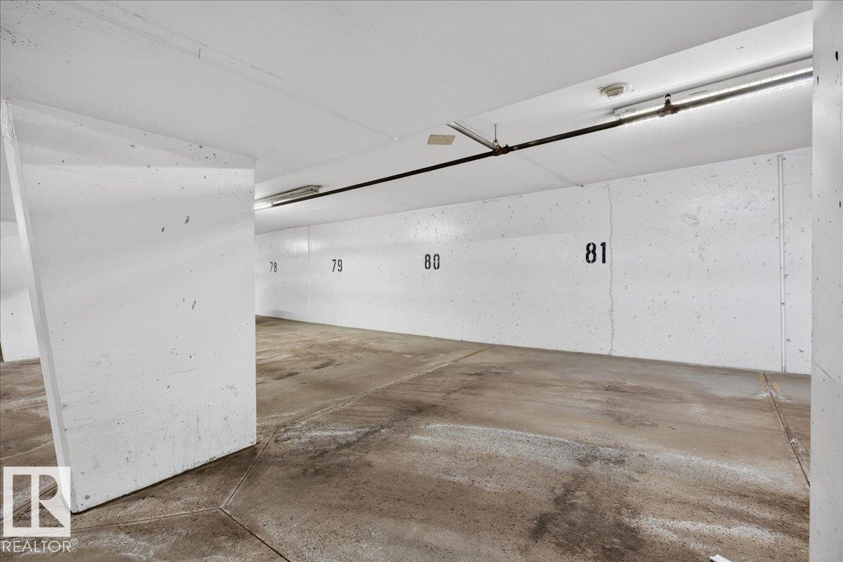 View of garage - 402 10649 Saskatchewan Drive, Edmonton, AB - Indoor Photo Showing Garage