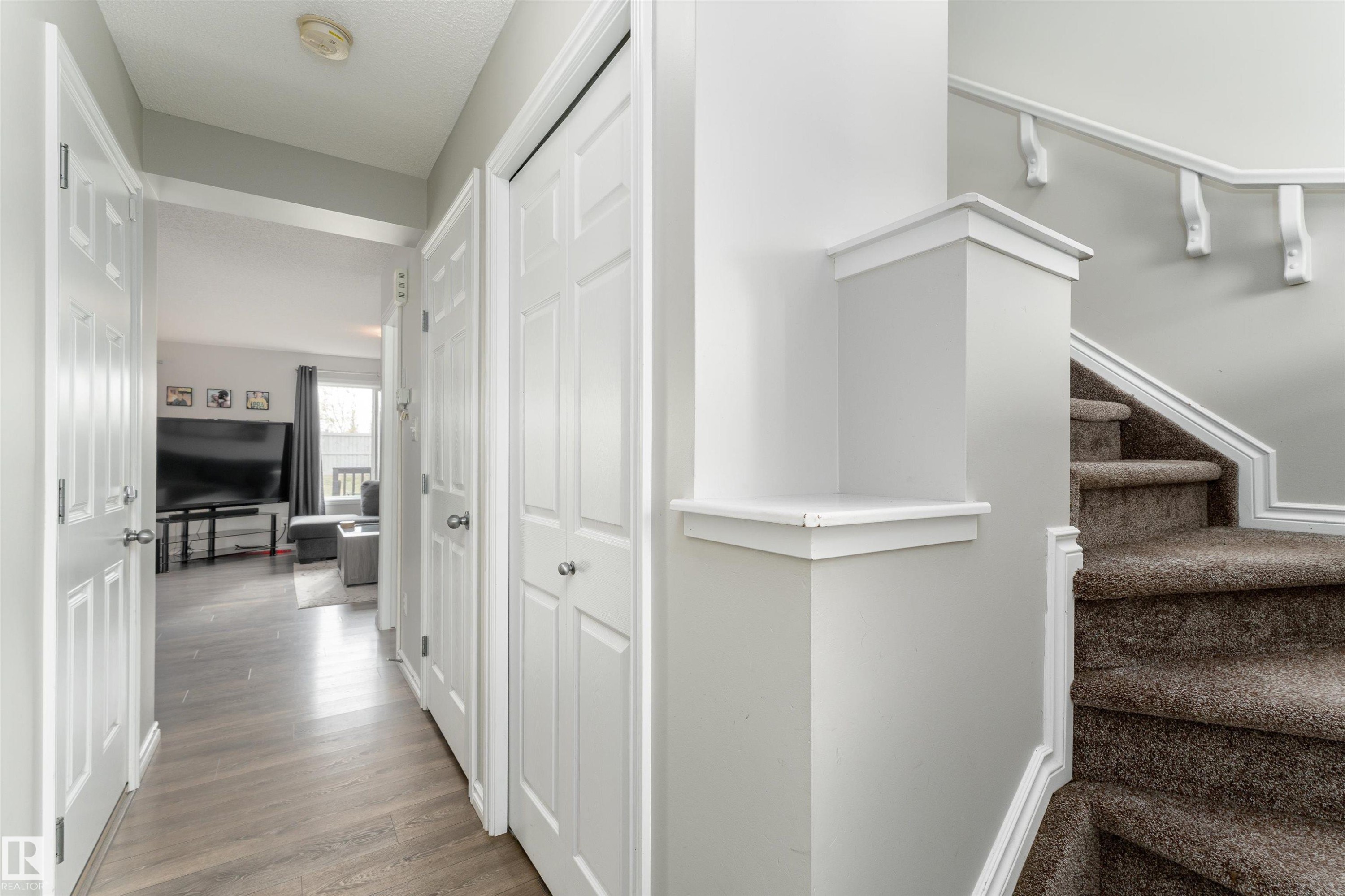 521 Ebbers Way, Edmonton, AB - Indoor Photo Showing Other Room