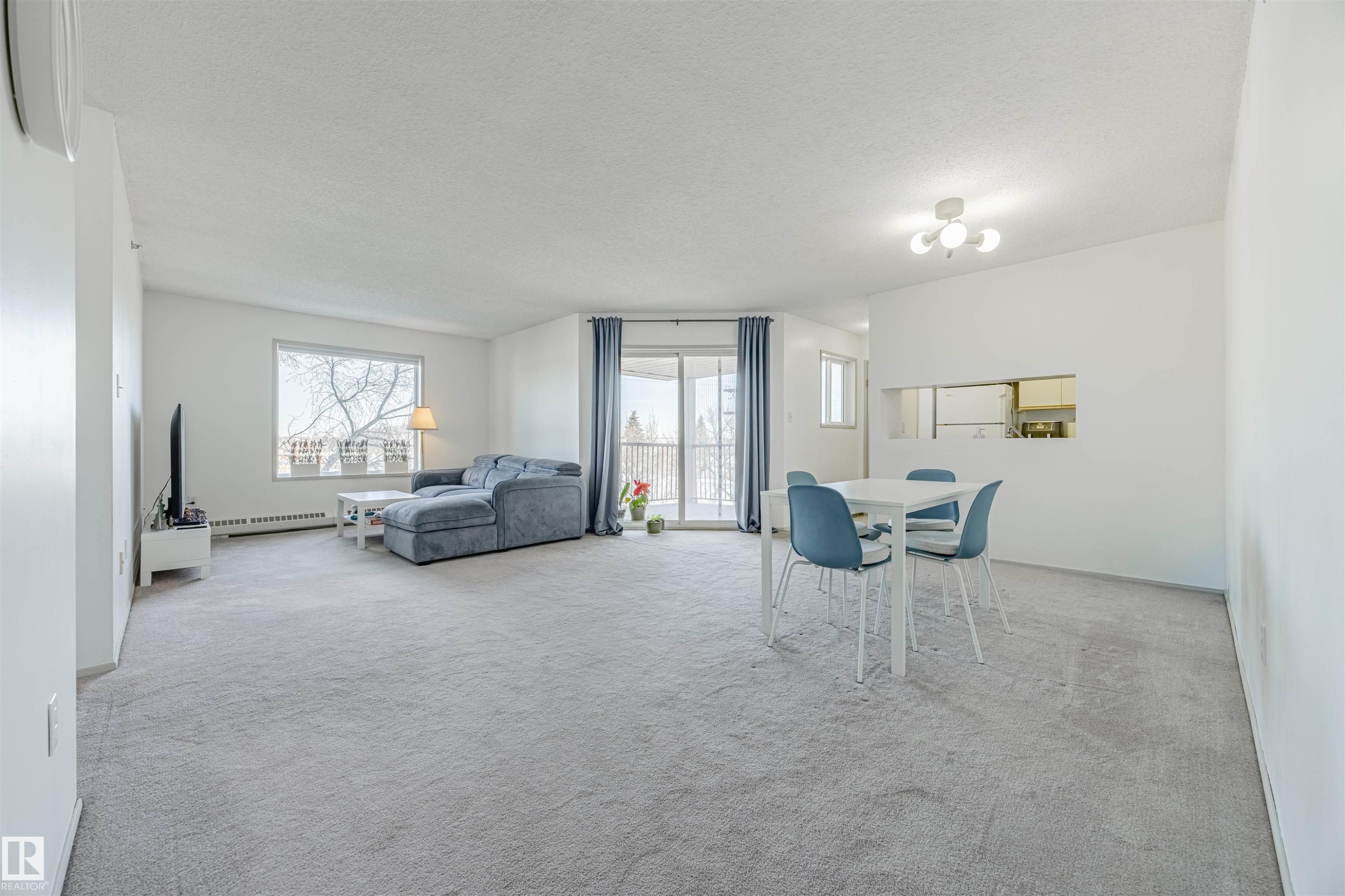 401 11218 80 Street, Edmonton, AB - Indoor